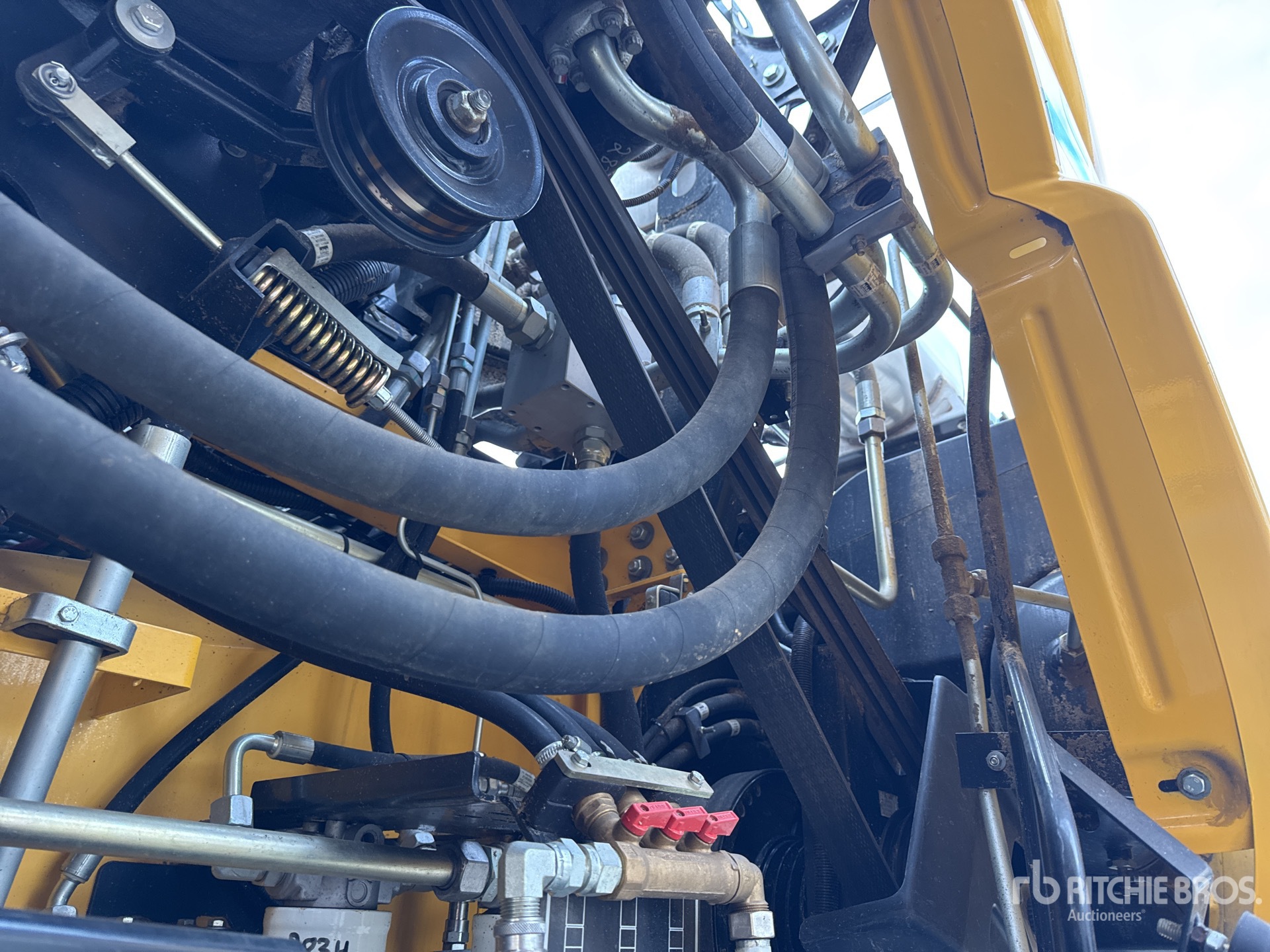 2023 New Holland CR9.90