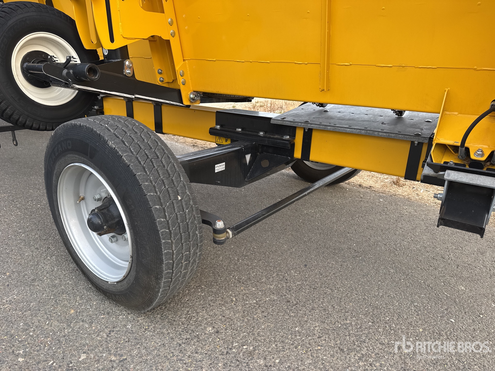 2023 New Holland CR9.90