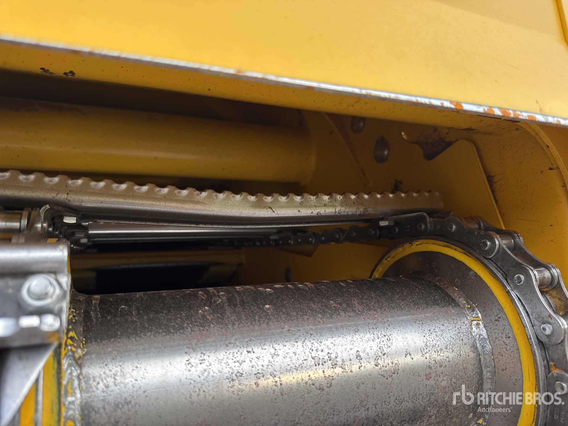 2023 New Holland CR9.90