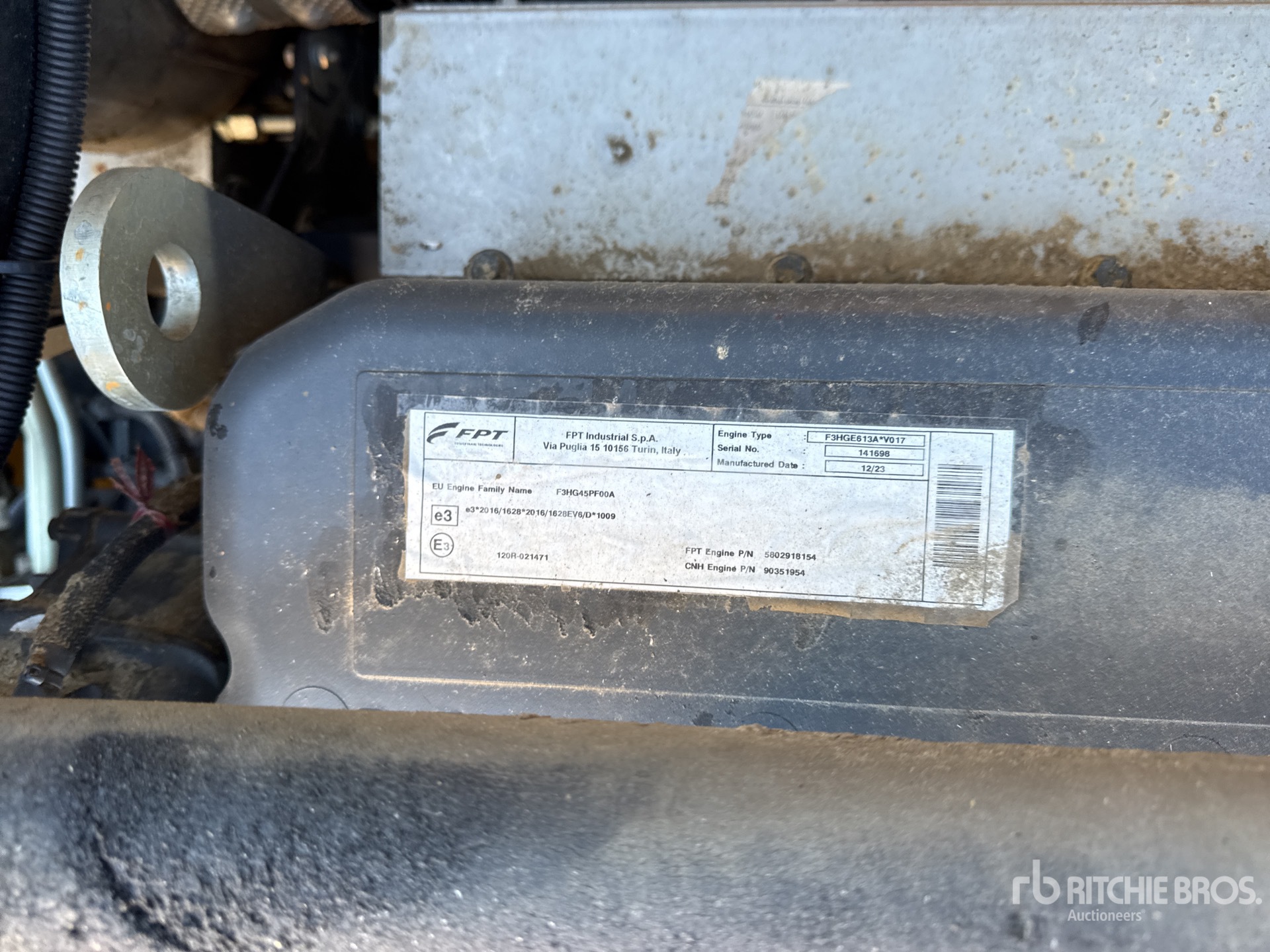 2023 New Holland CR9.90
