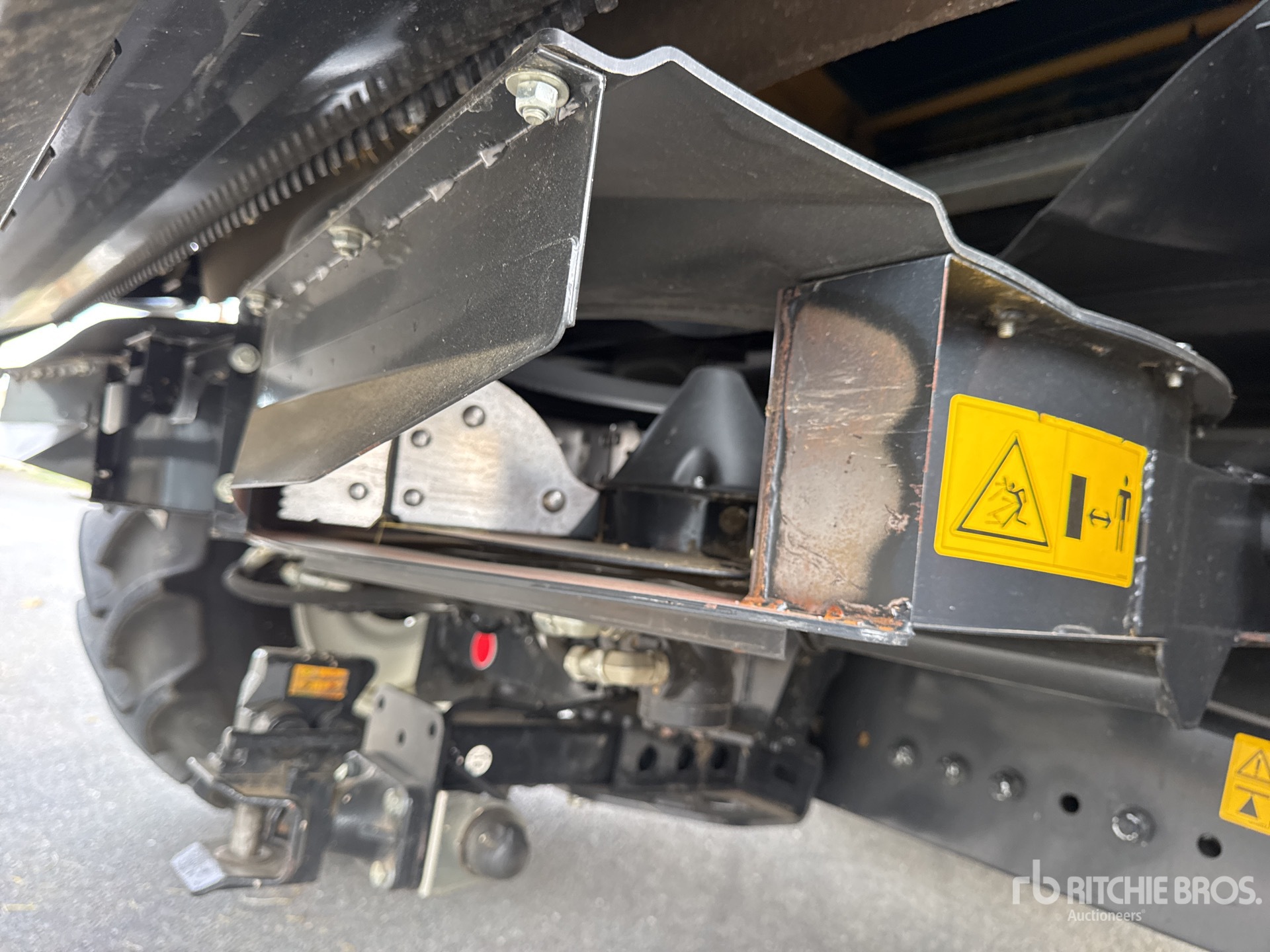 2023 New Holland CR9.90