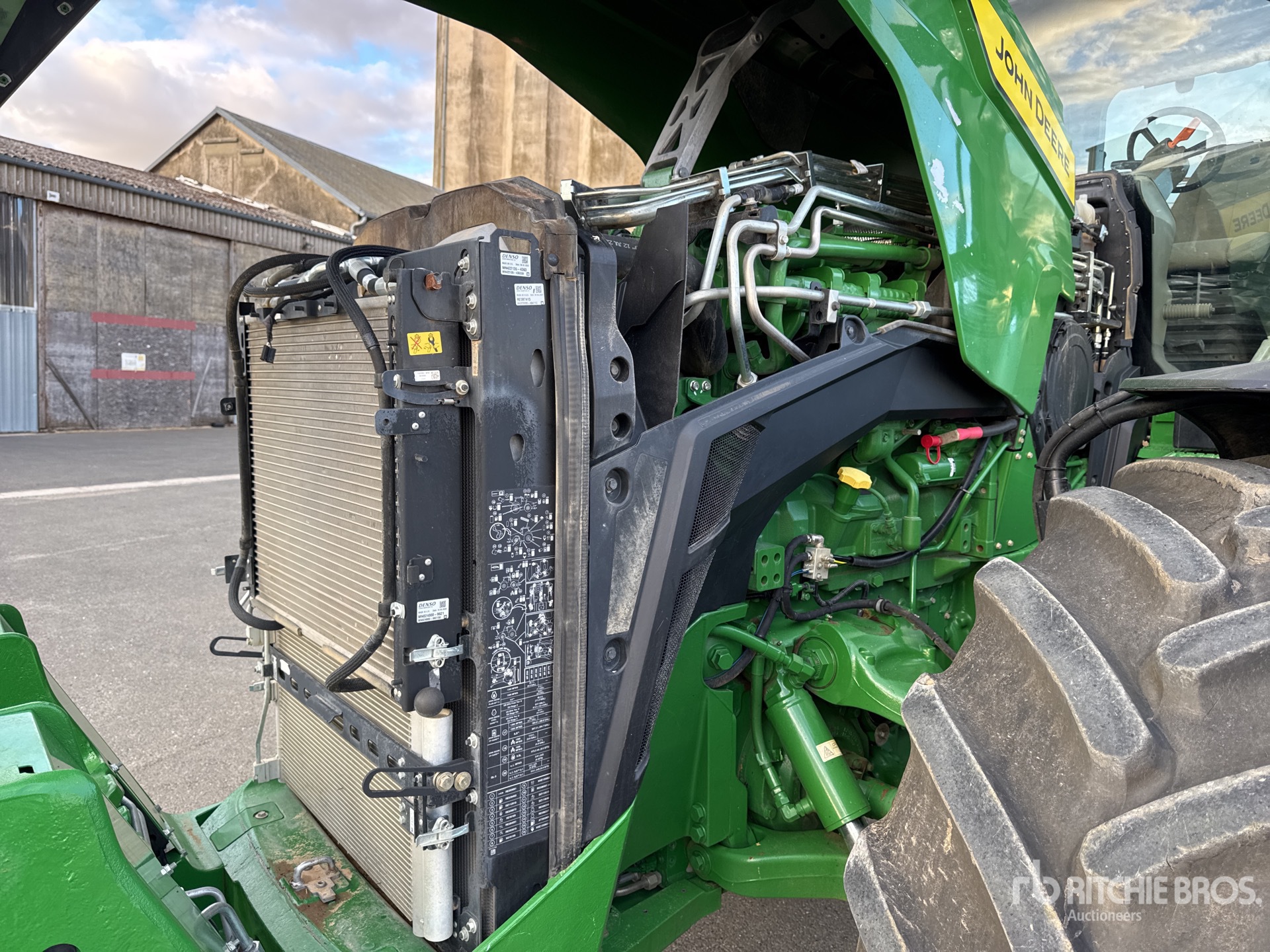 2024 John Deere 8R310 COMMAND P