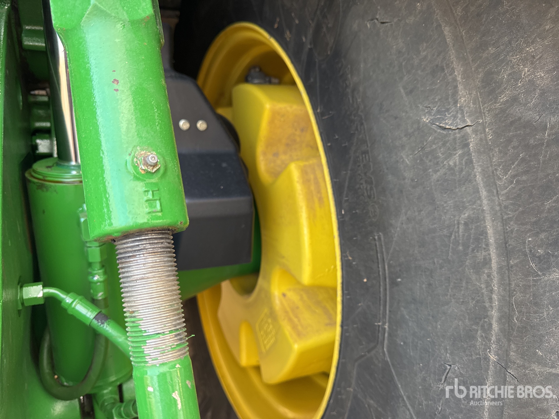 2024 John Deere 8R310 COMMAND P