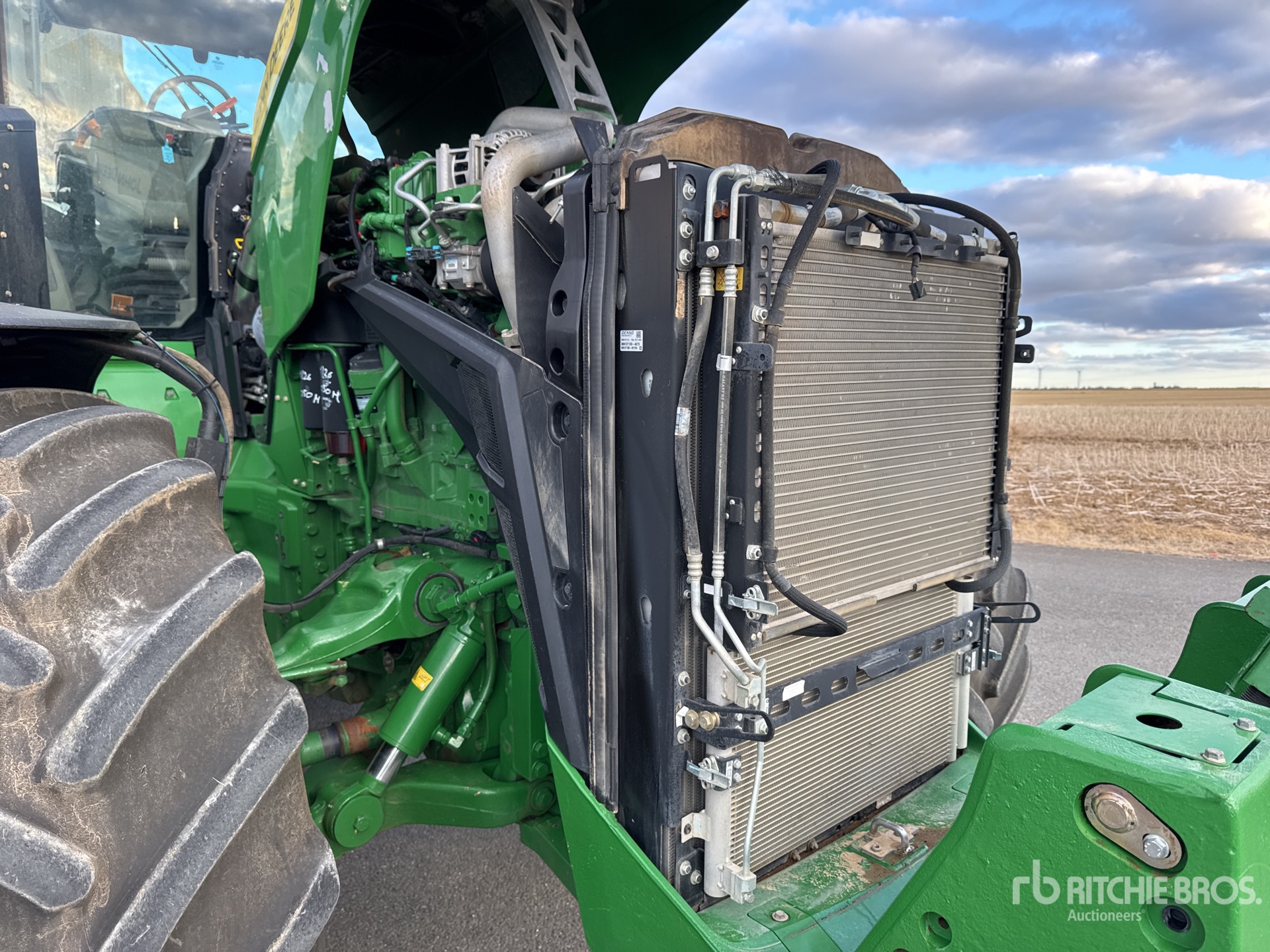 2024 John Deere 8R310 COMMAND P