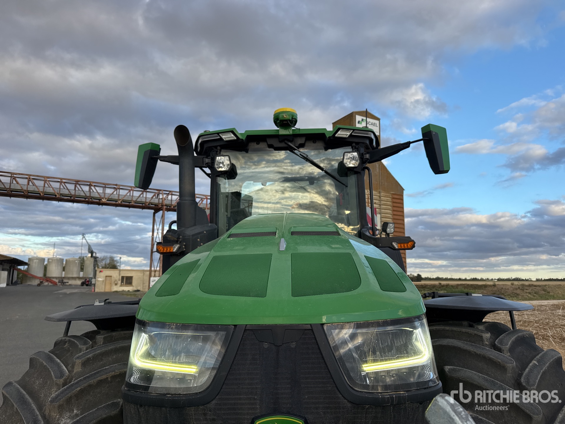2024 John Deere 8R310 COMMAND P