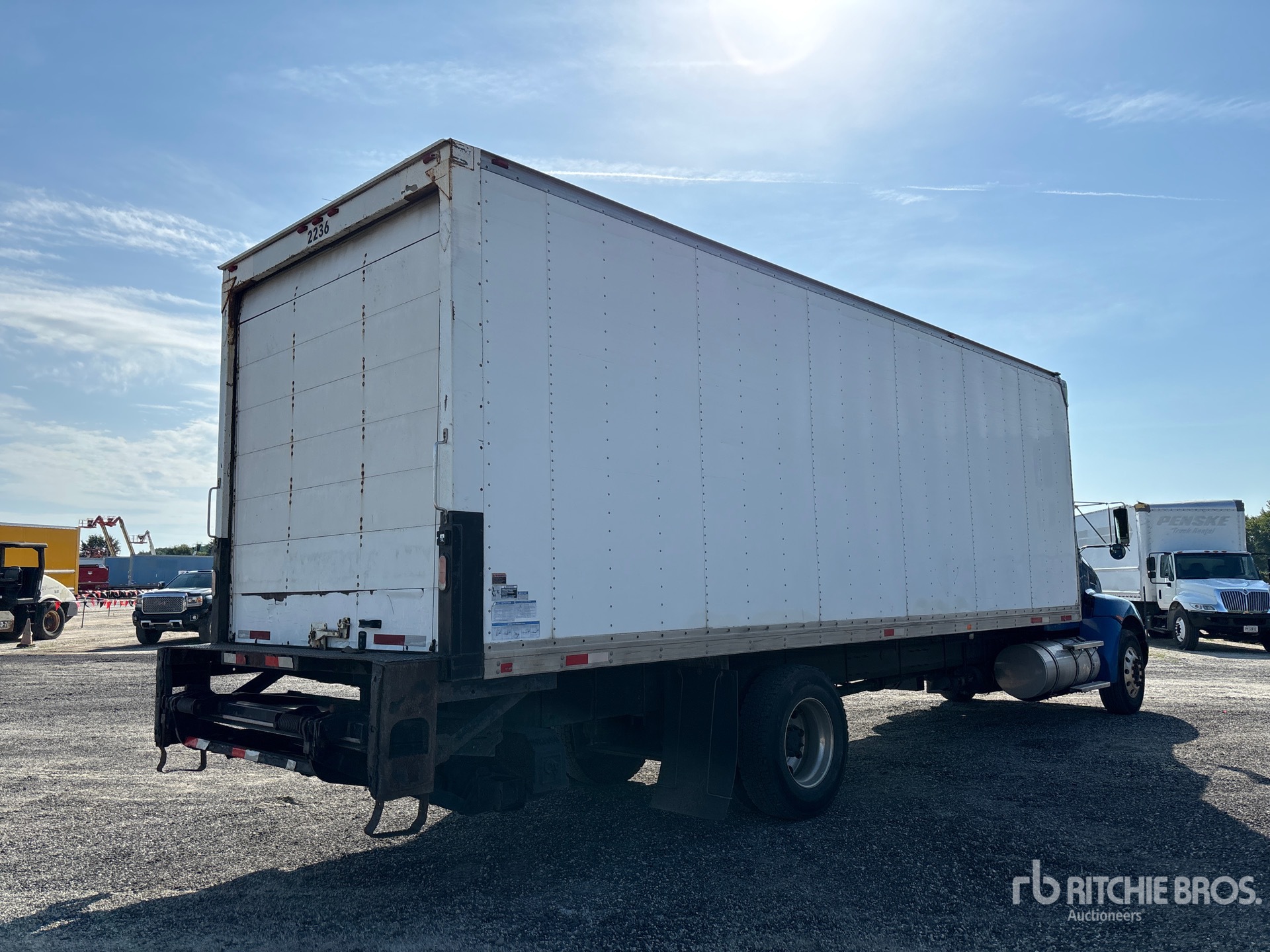 2018 Kenworth T300