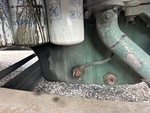 4 Engine with Oil Leaks
