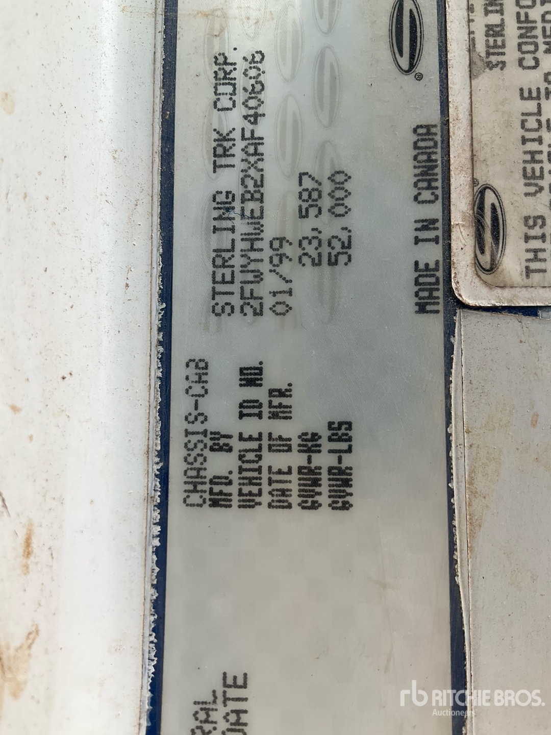 1999 Sterling AT9500