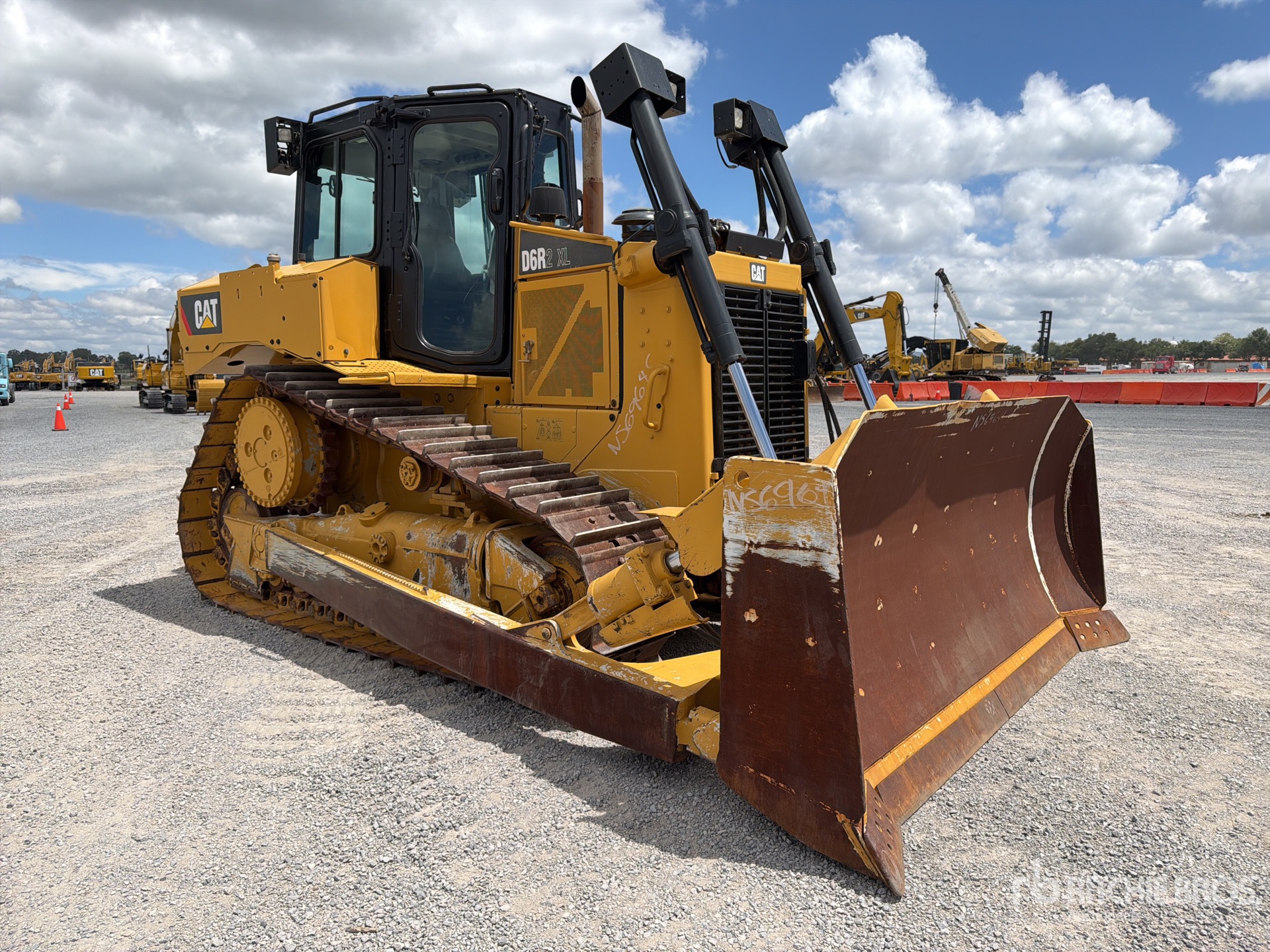 2019 Caterpillar D6R2 XL
