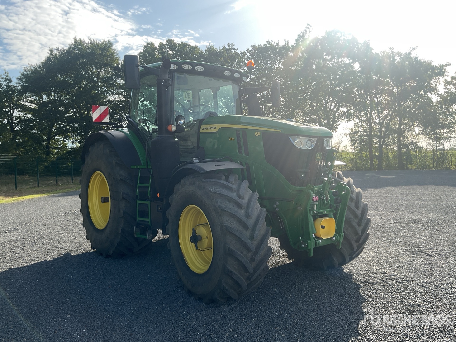 2022 John Deere 6R230