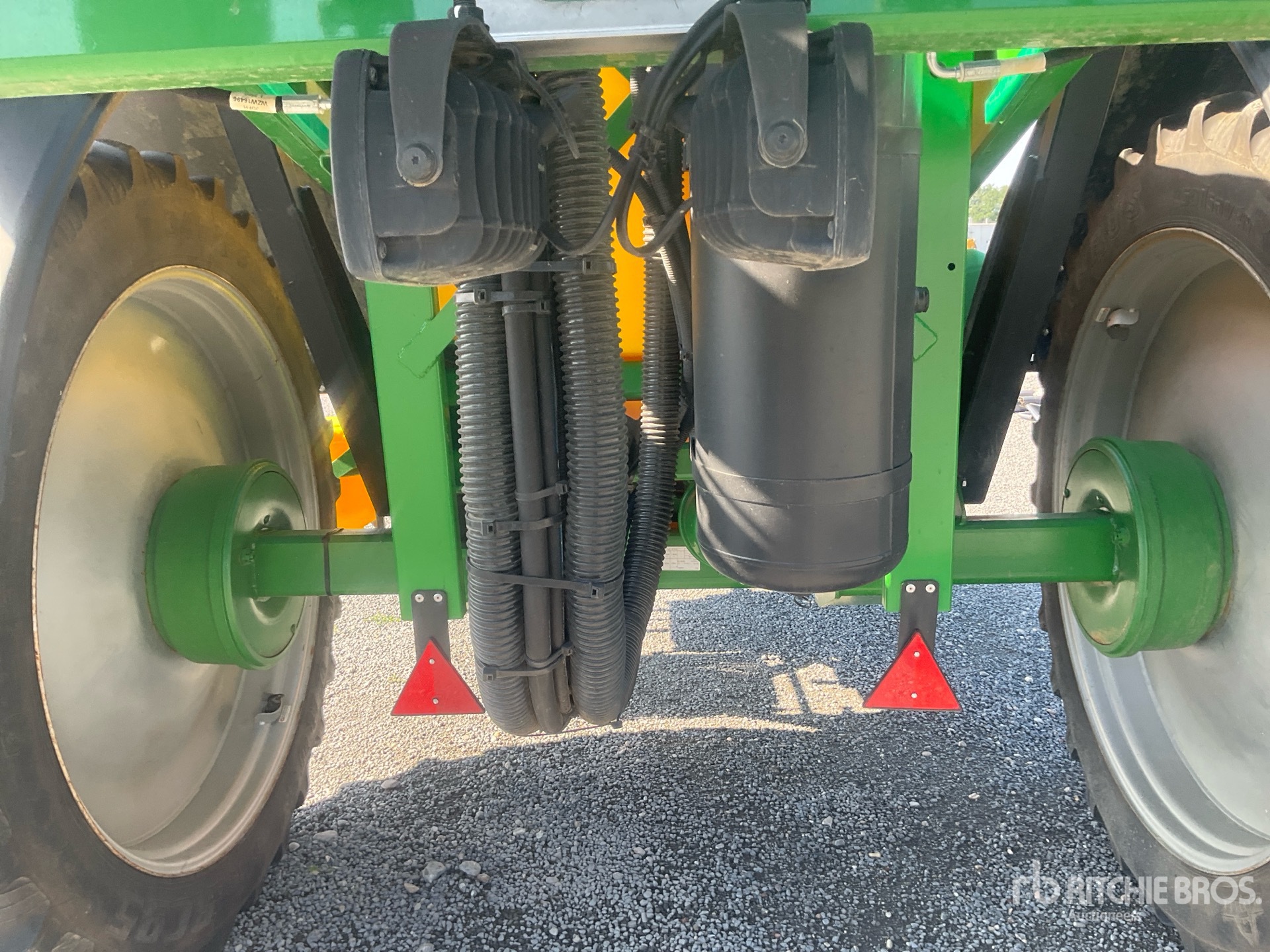 2021 John Deere R732I POWERSPRA