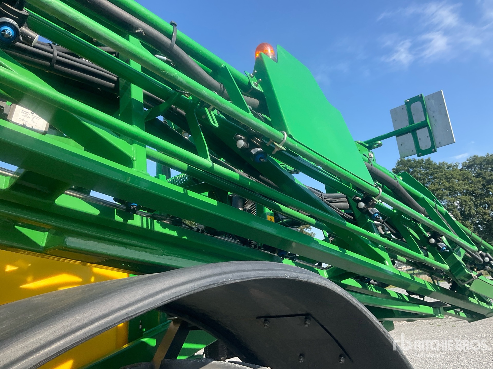 2021 John Deere R732I POWERSPRA
