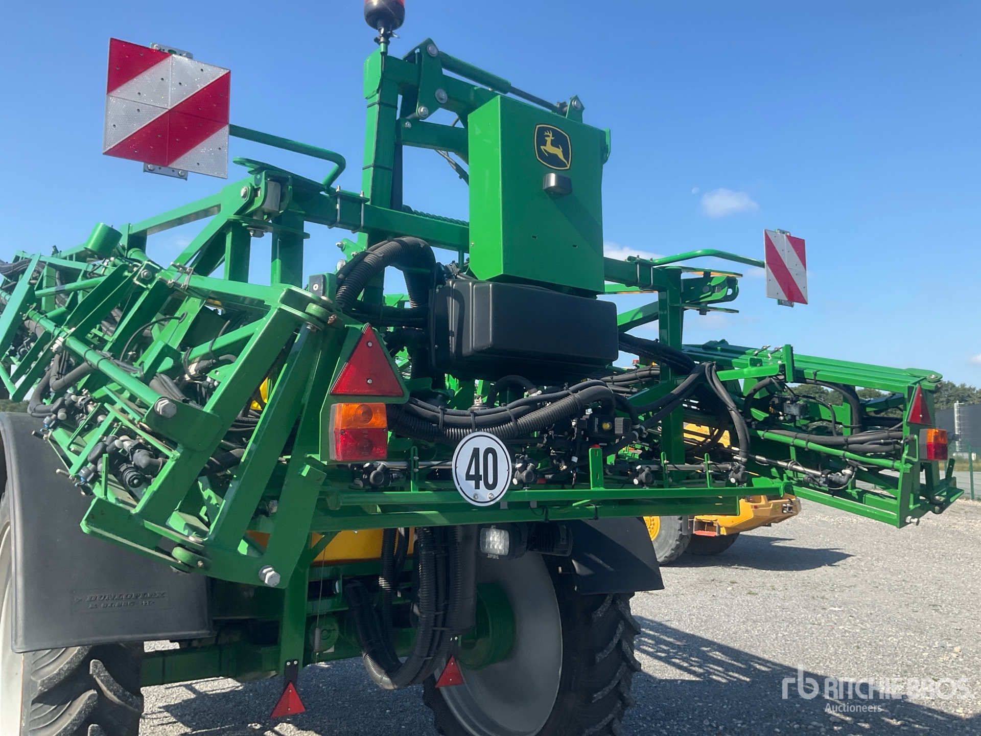 2021 John Deere R732I POWERSPRA