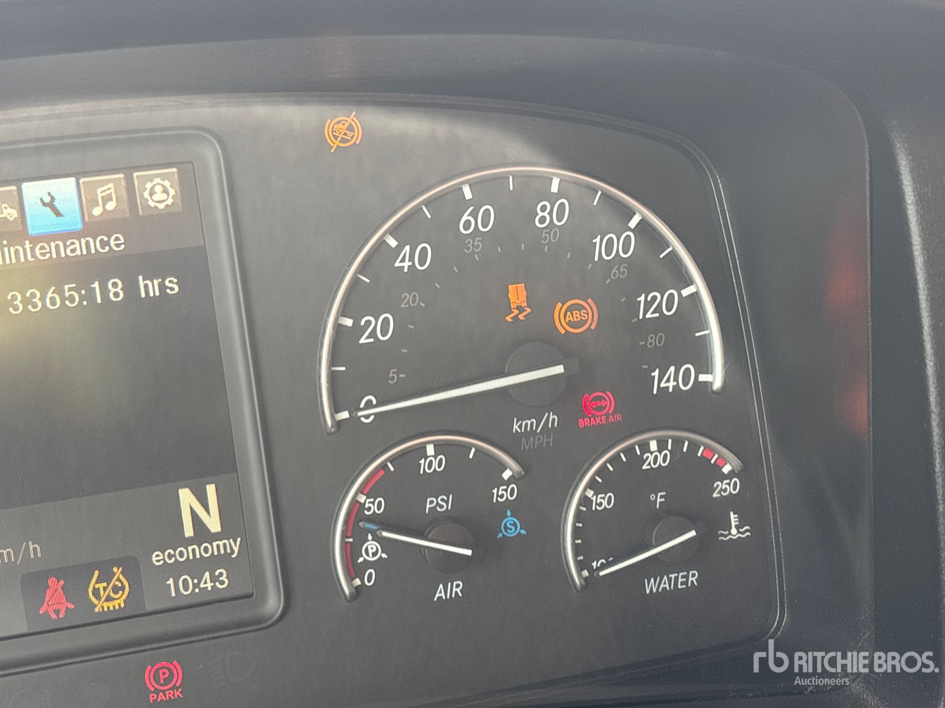 2023 Freightliner CASCADIA 126