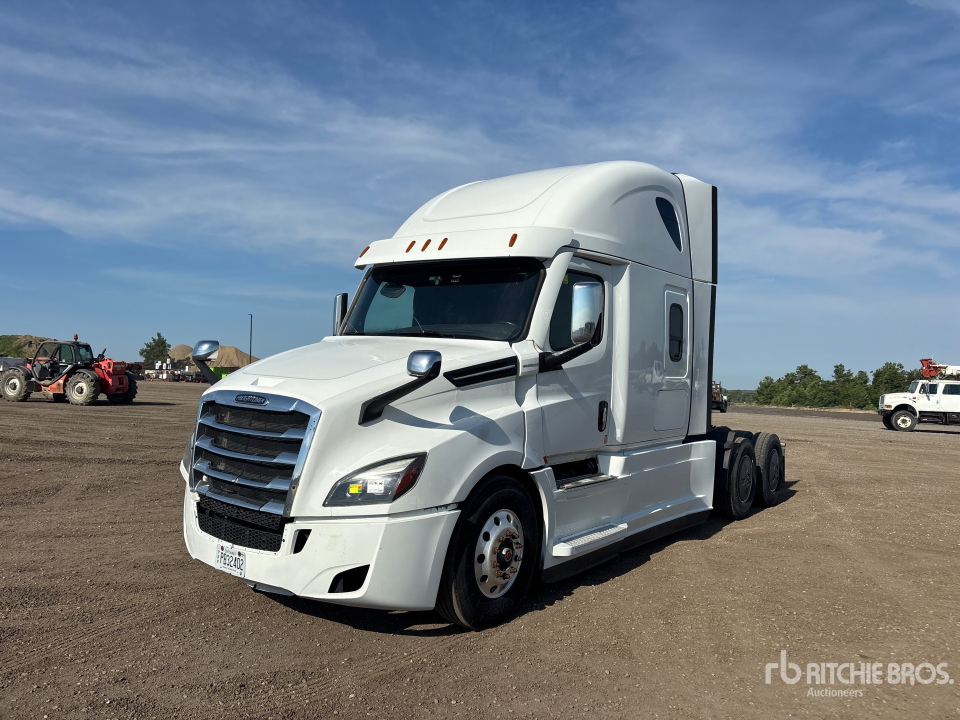 2023 Freightliner CASCADIA 126