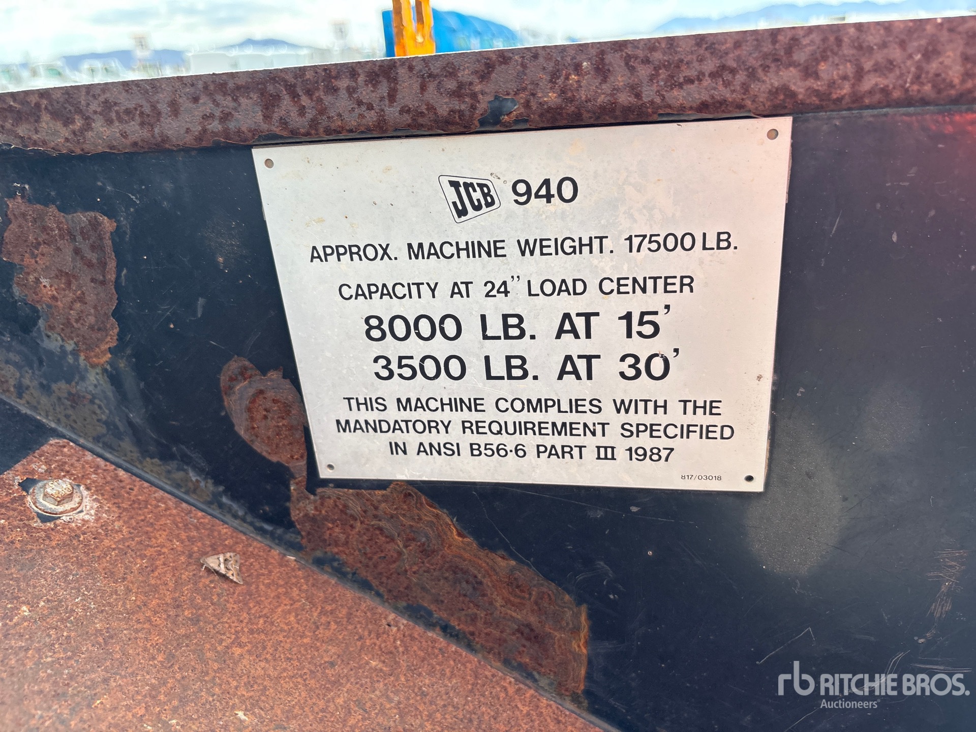 2018 JCB 940
