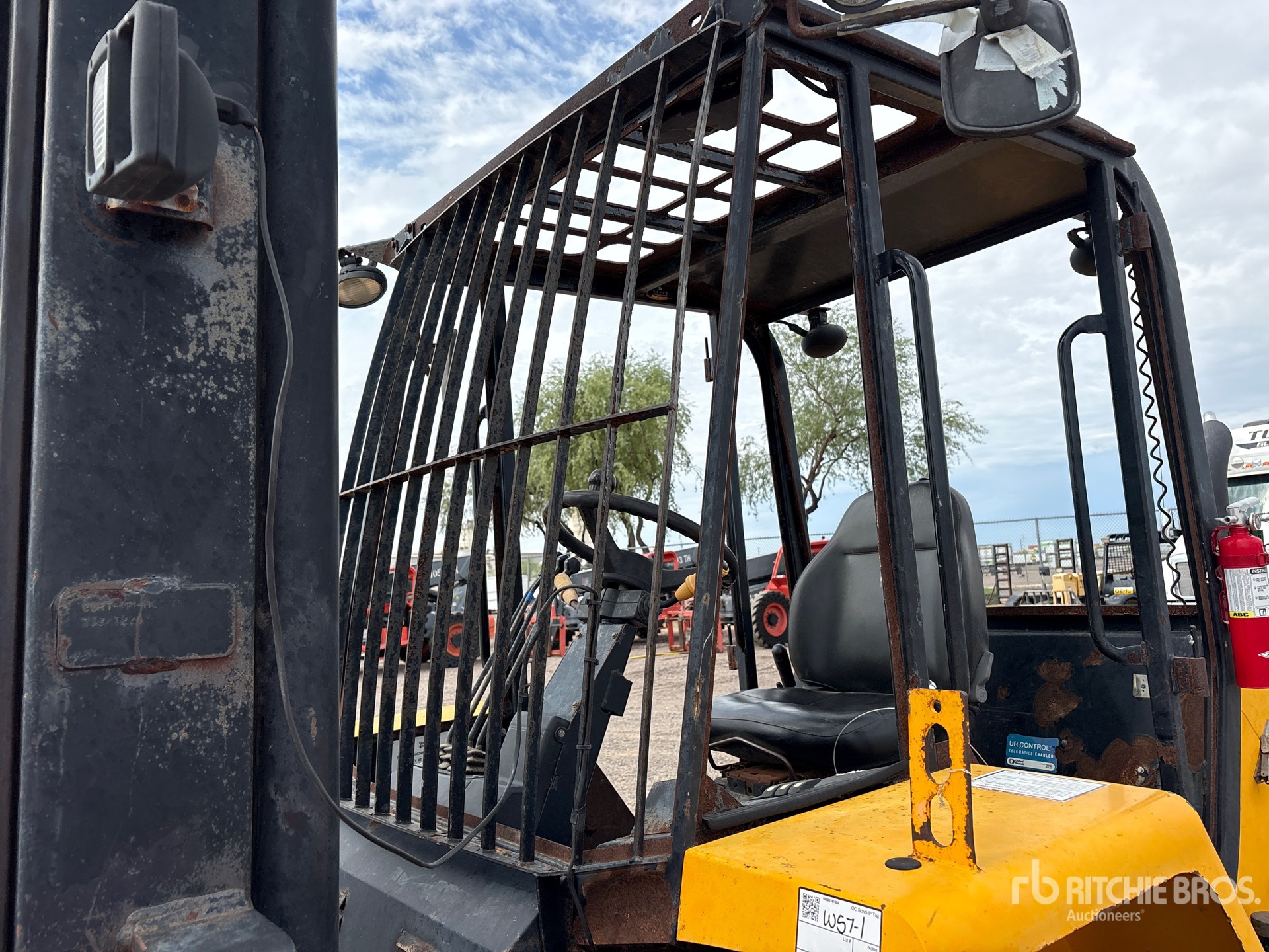 2018 JCB 940