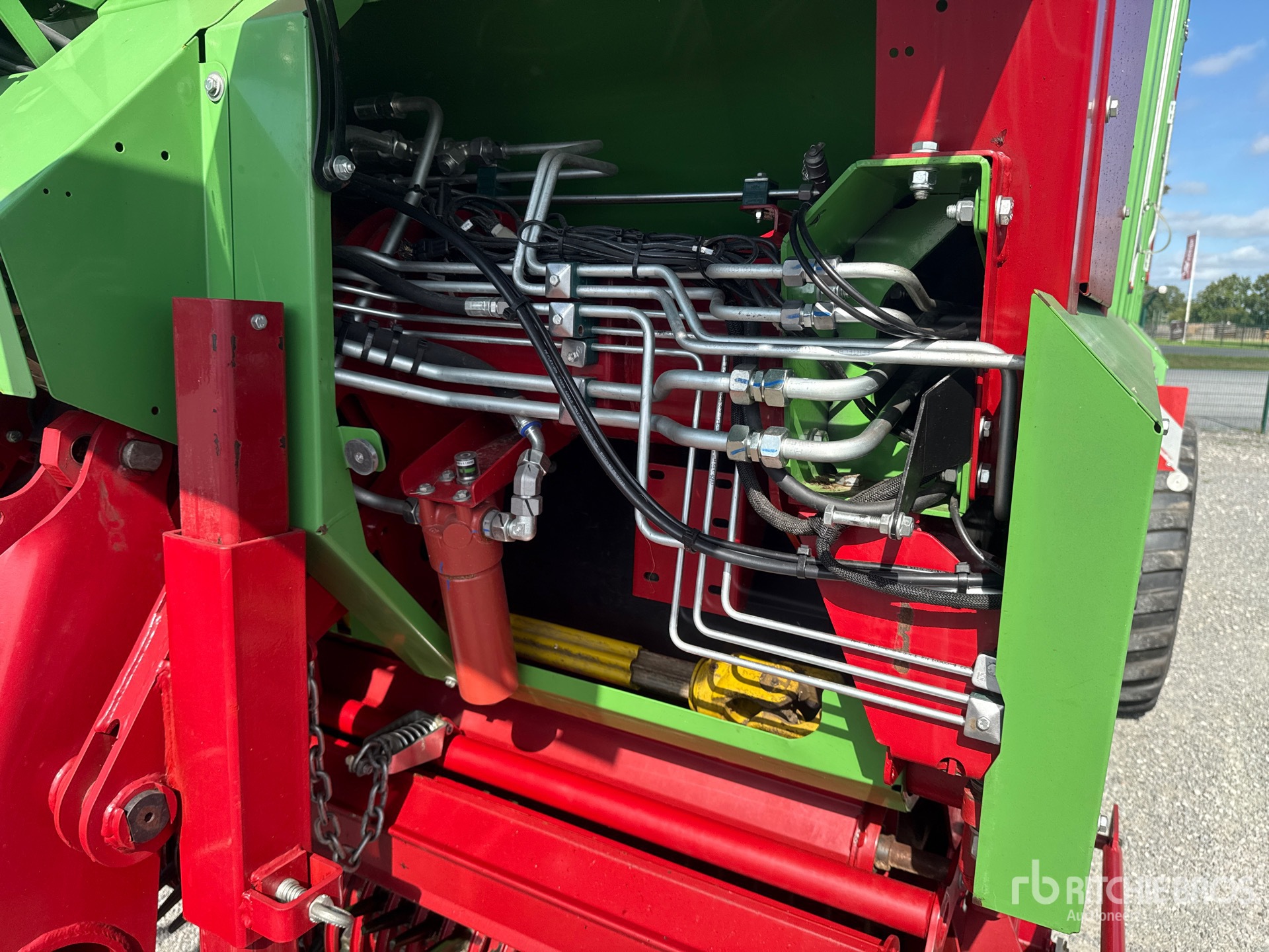 2023 Strautmann MAGNON CFS8-410