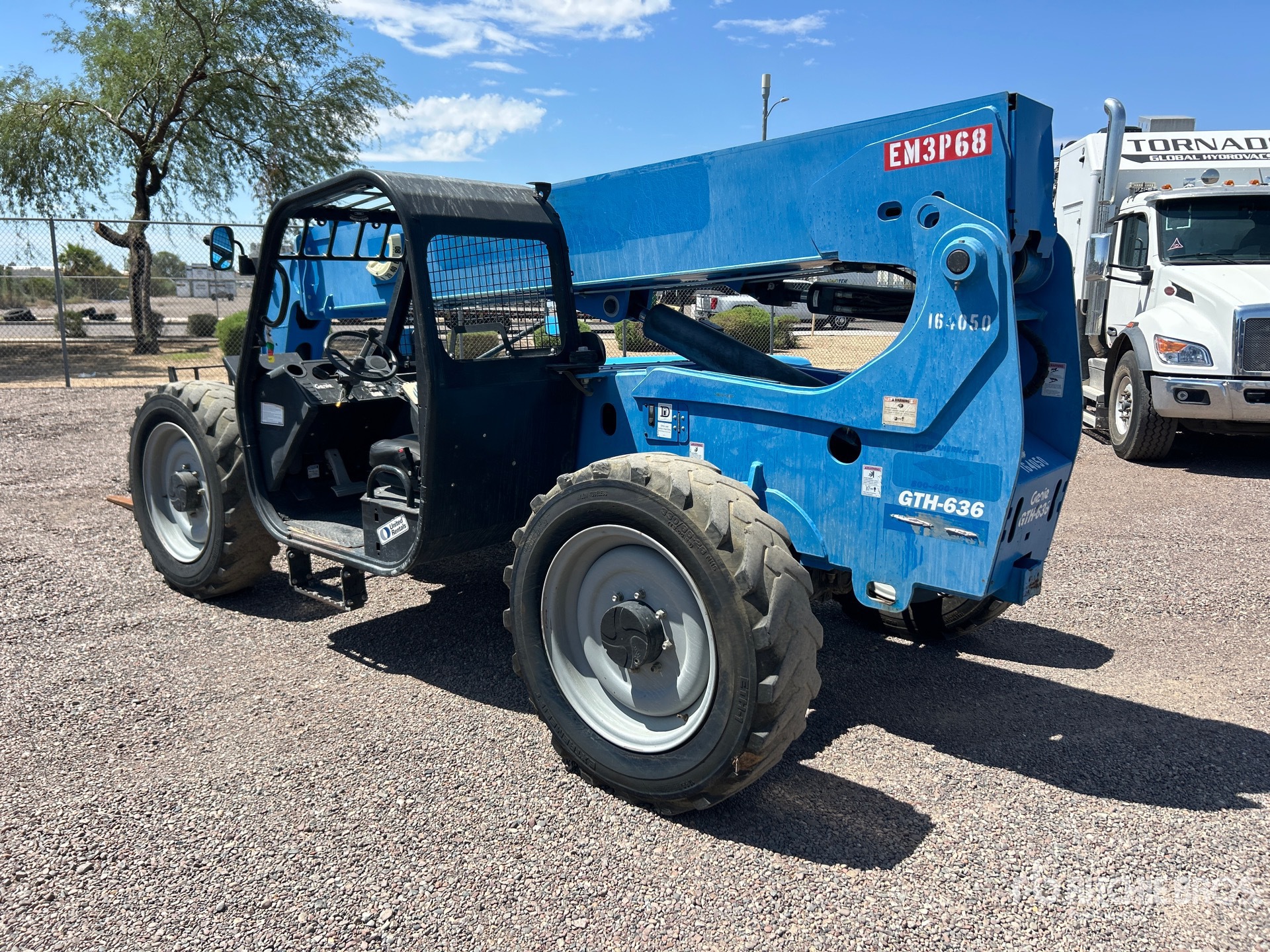 2016 Genie GTH-636