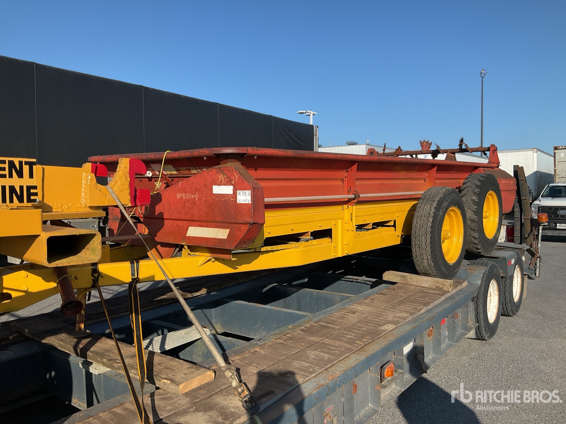 New Holland S676