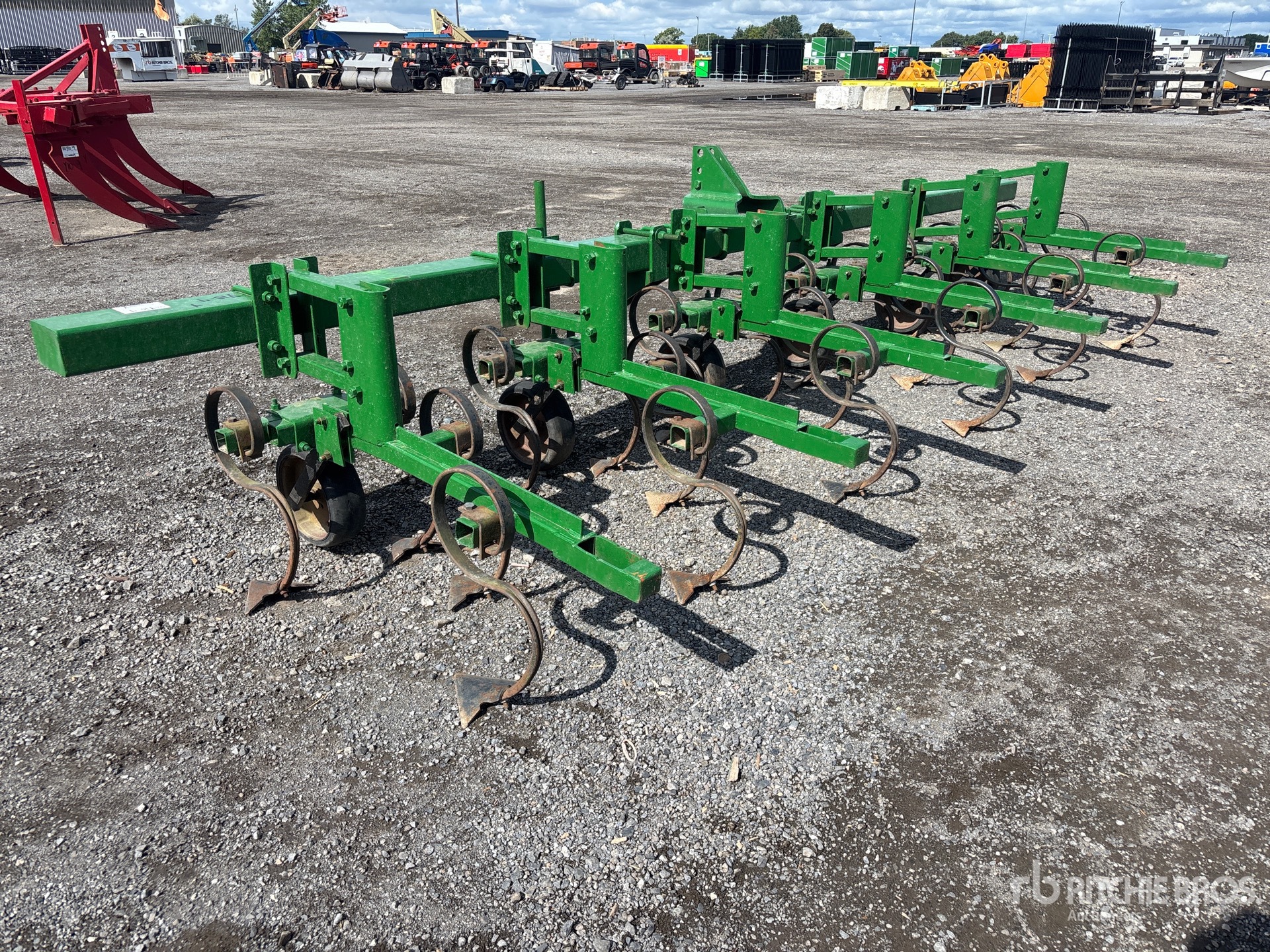  John Deere 16 ft Row Crop