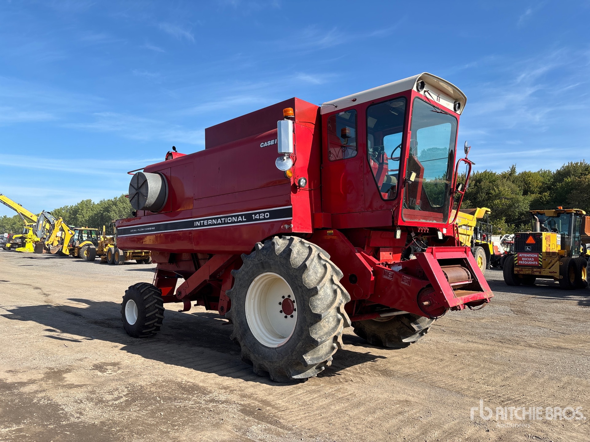 1981 International Harvester 1420 AXIAL-FLOW