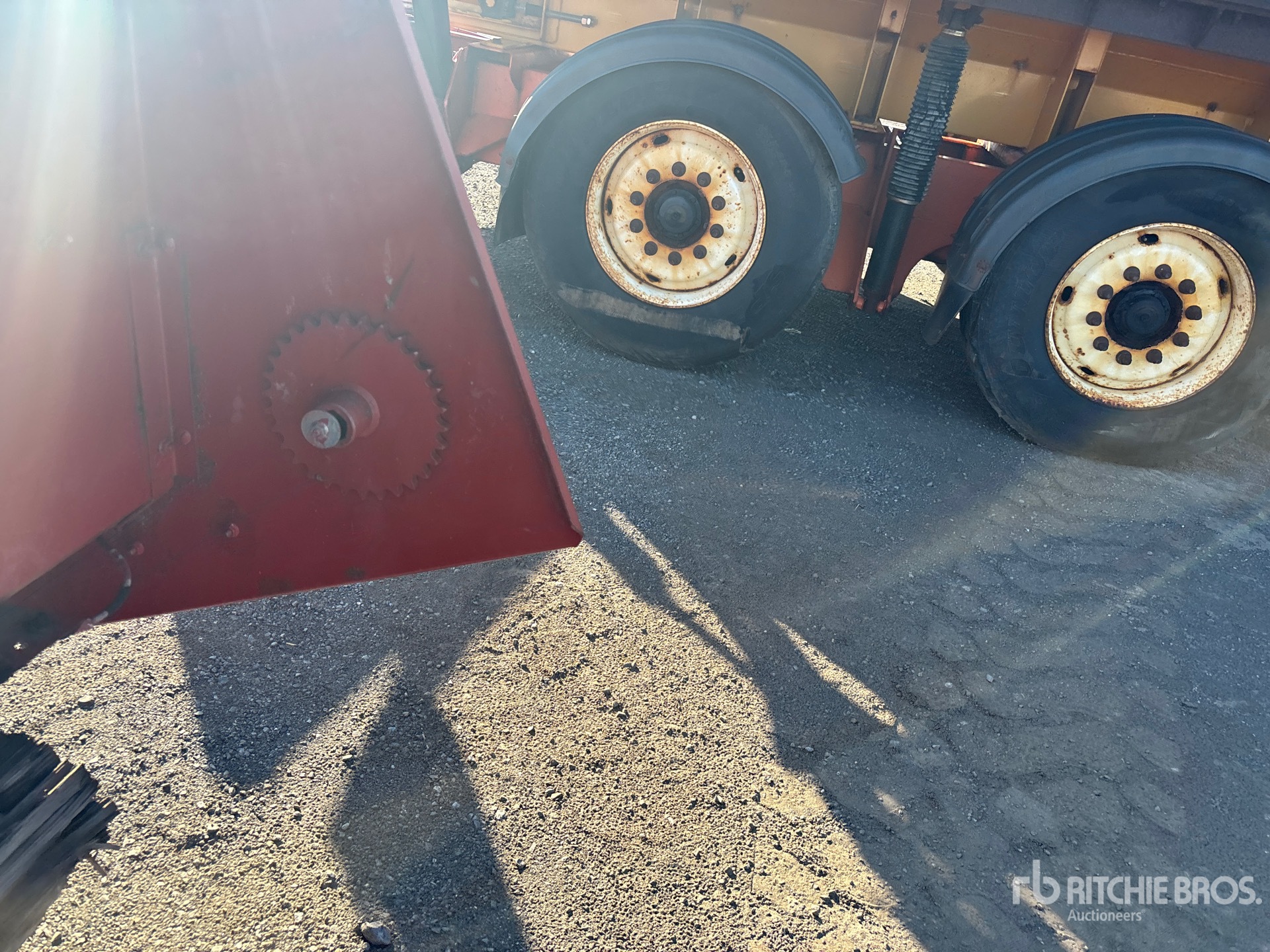 International Harvester 943