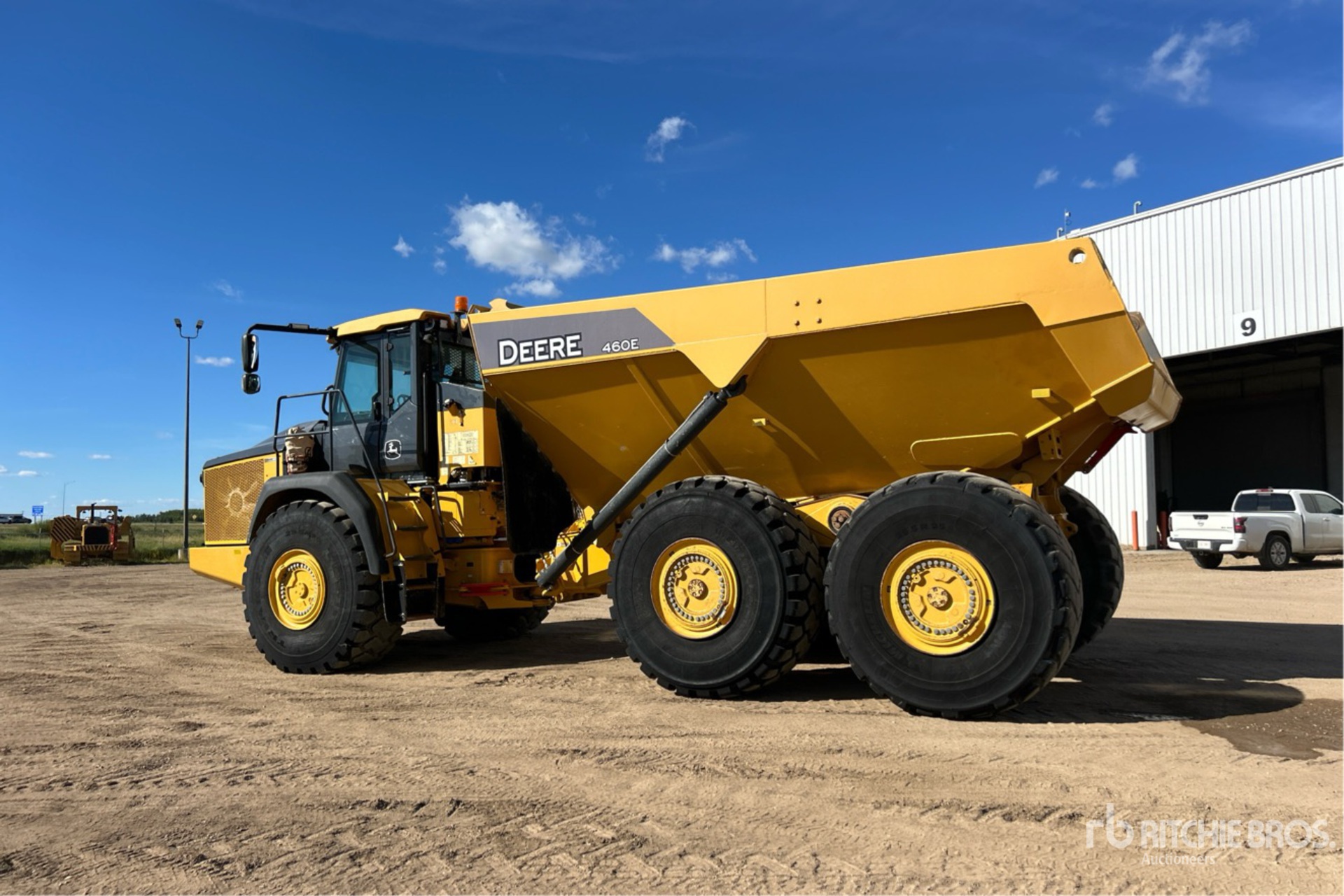 2018 John Deere 460E