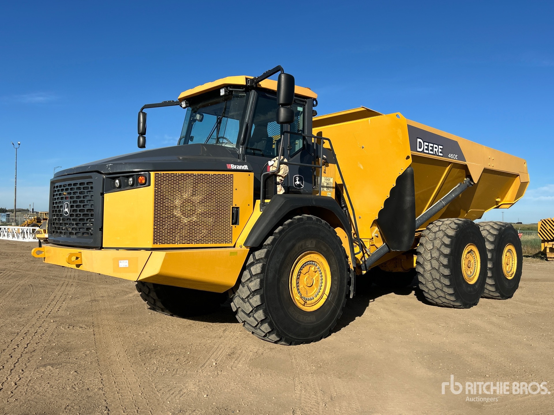 Photo of 2018 John Deere 460E
