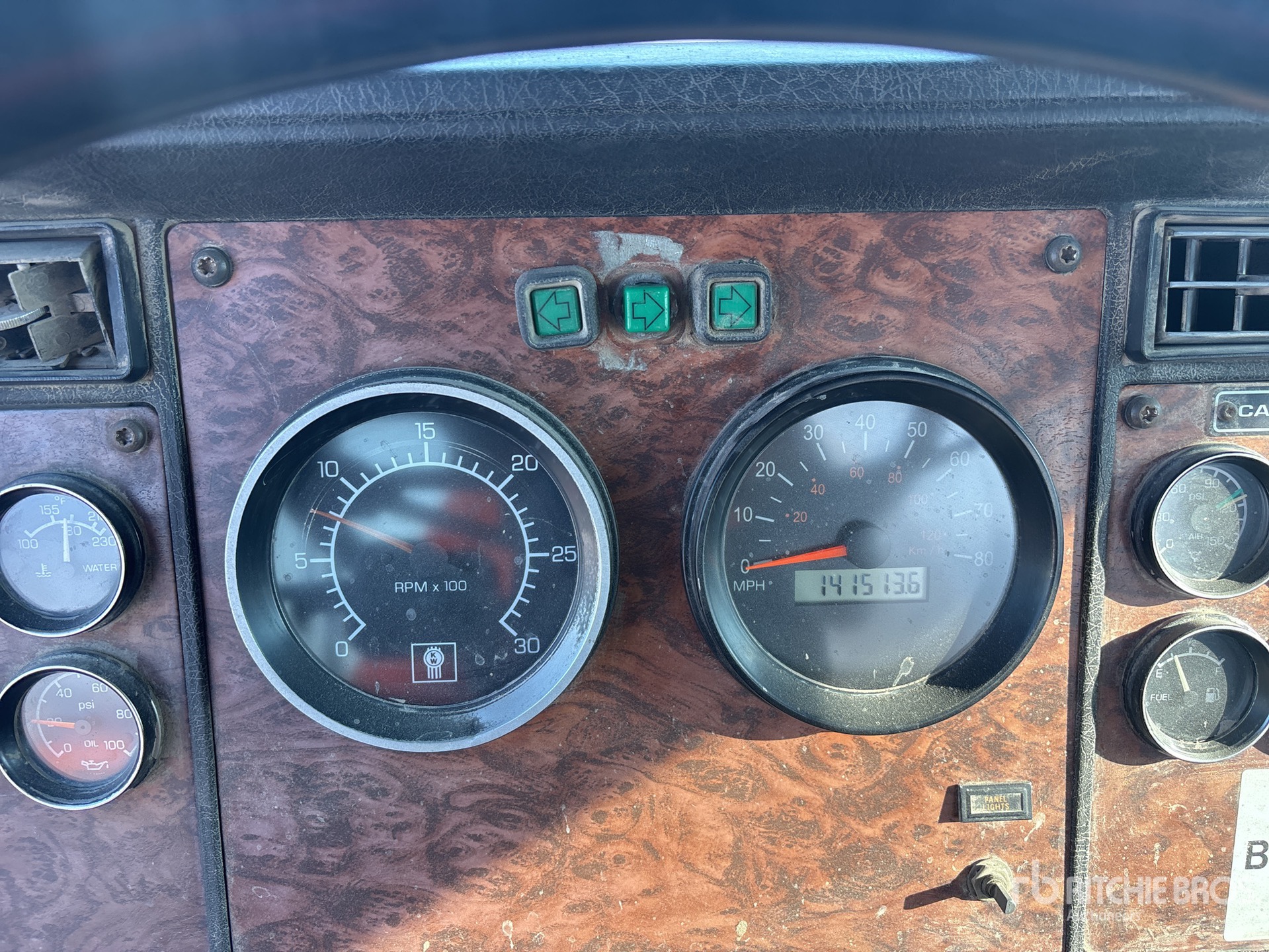 1999 Kenworth T800