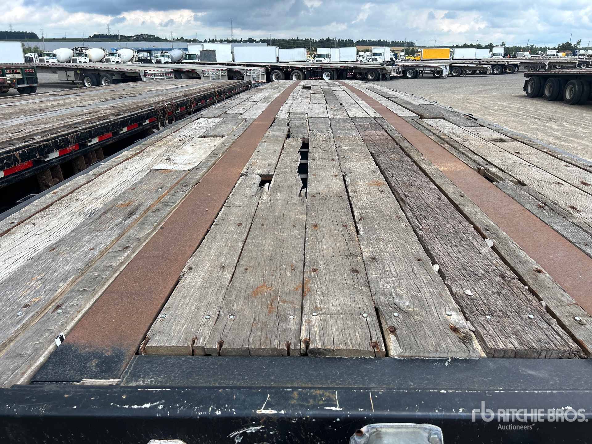 2010 Manac 48 ft Quad/A
