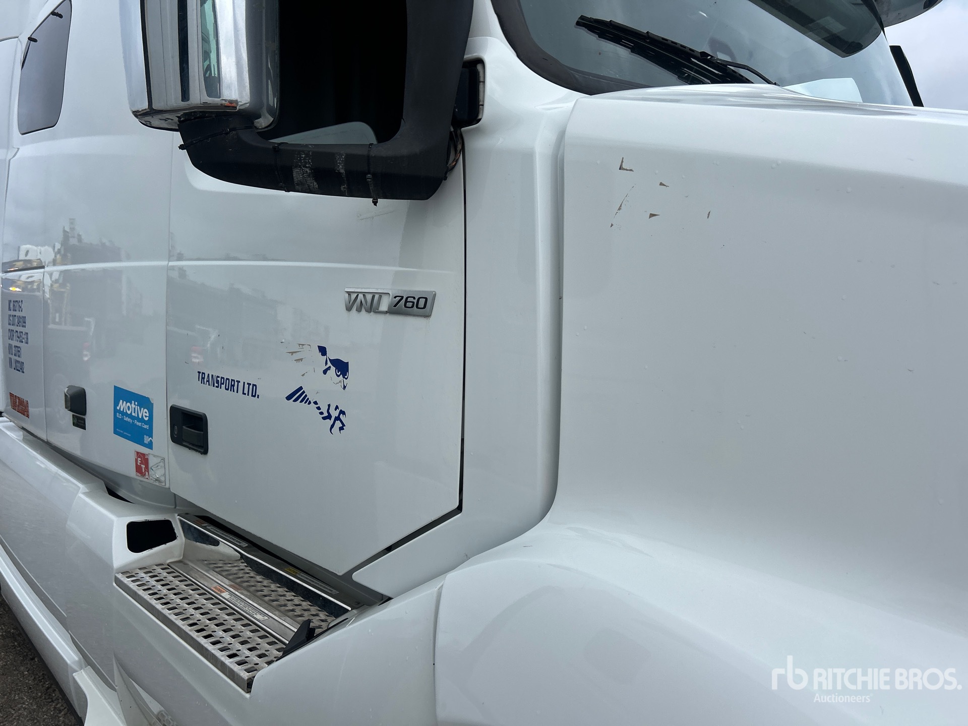 2020 Volvo VNL760