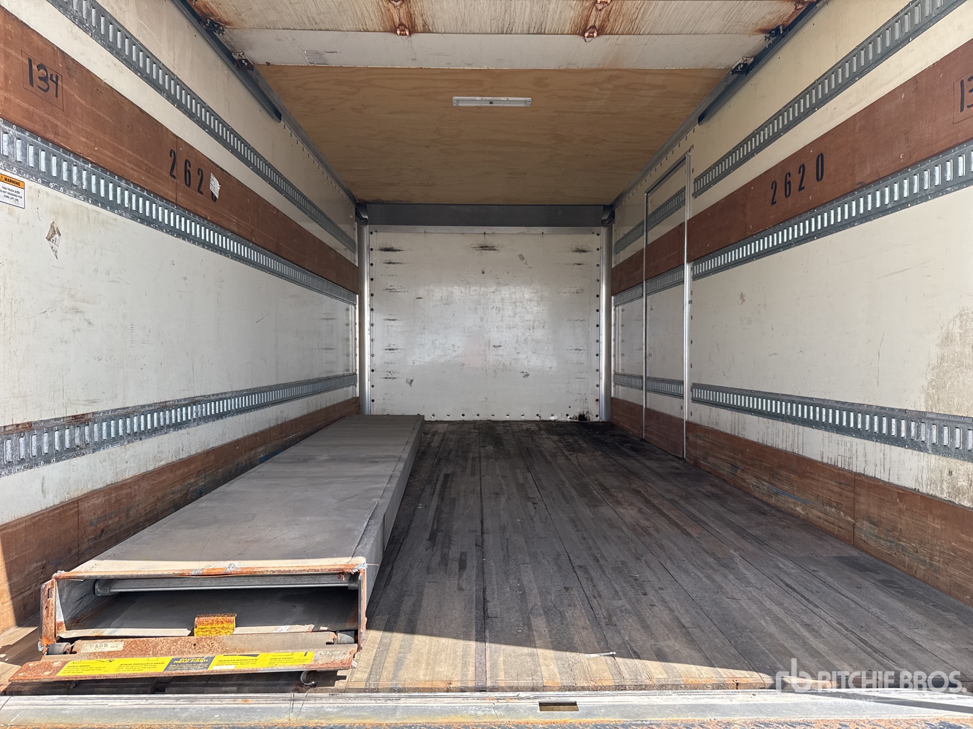 2018 Mickey VB18085