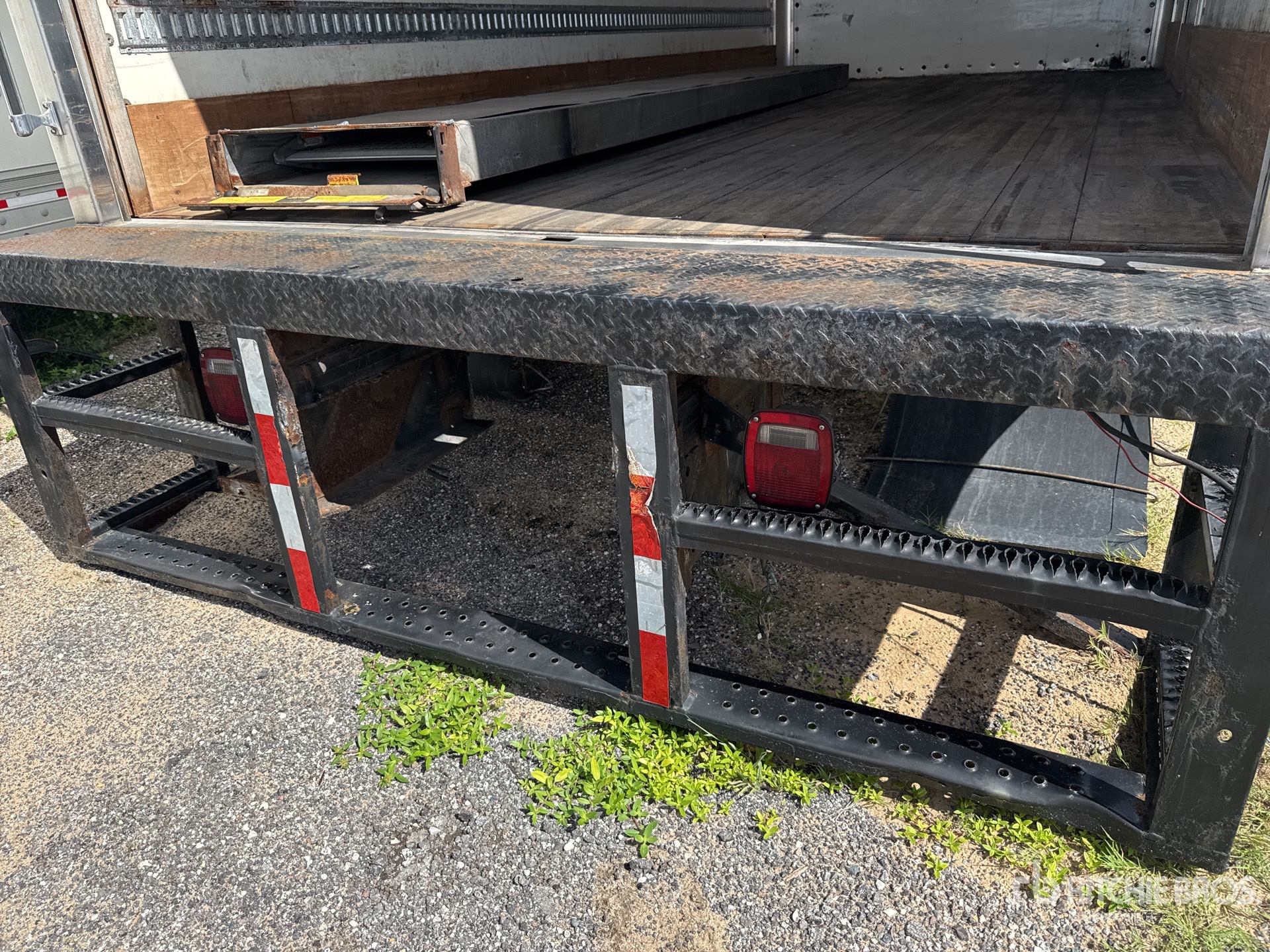 2018 Mickey VB18085