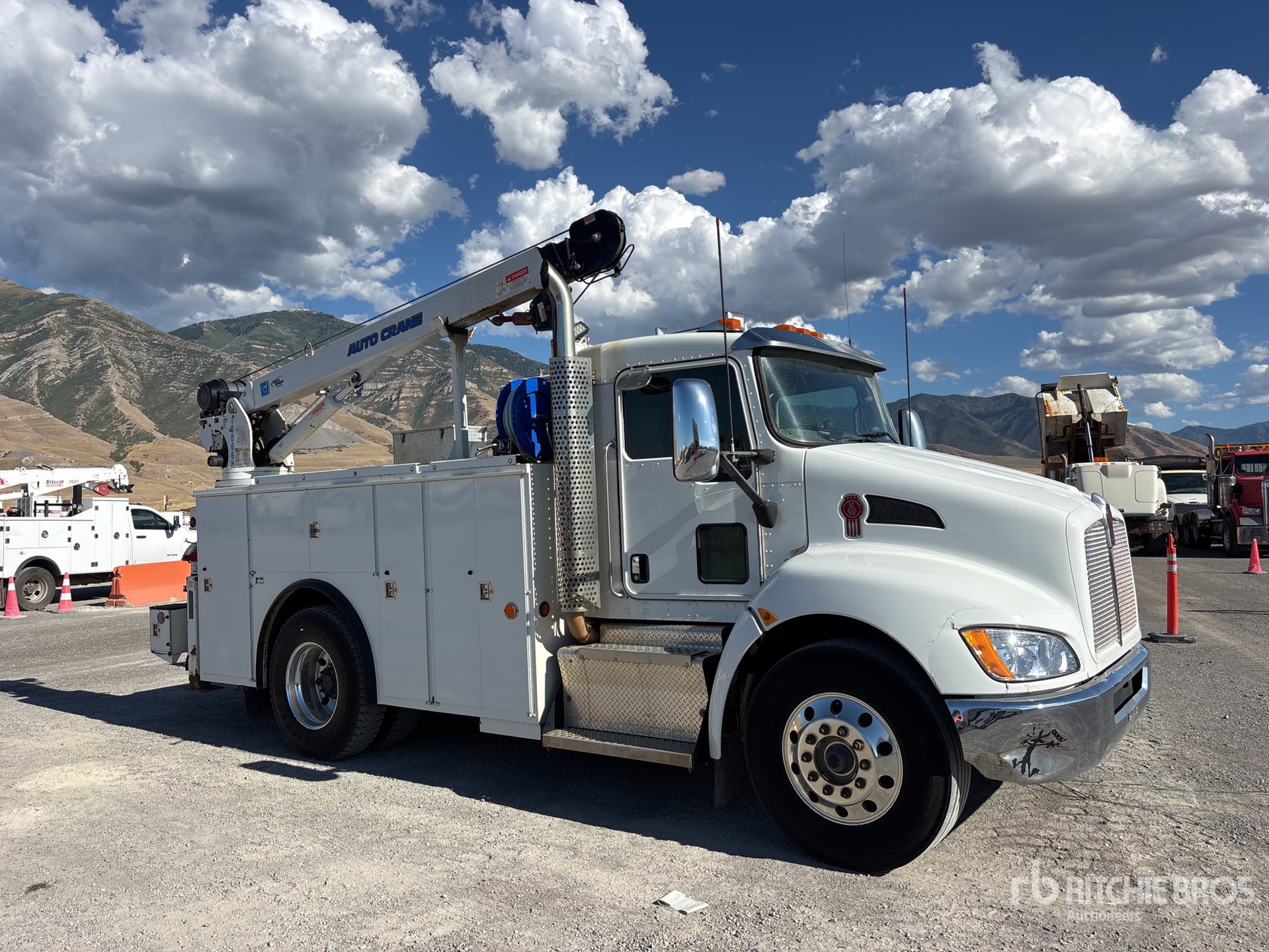 2015 Kenworth T270