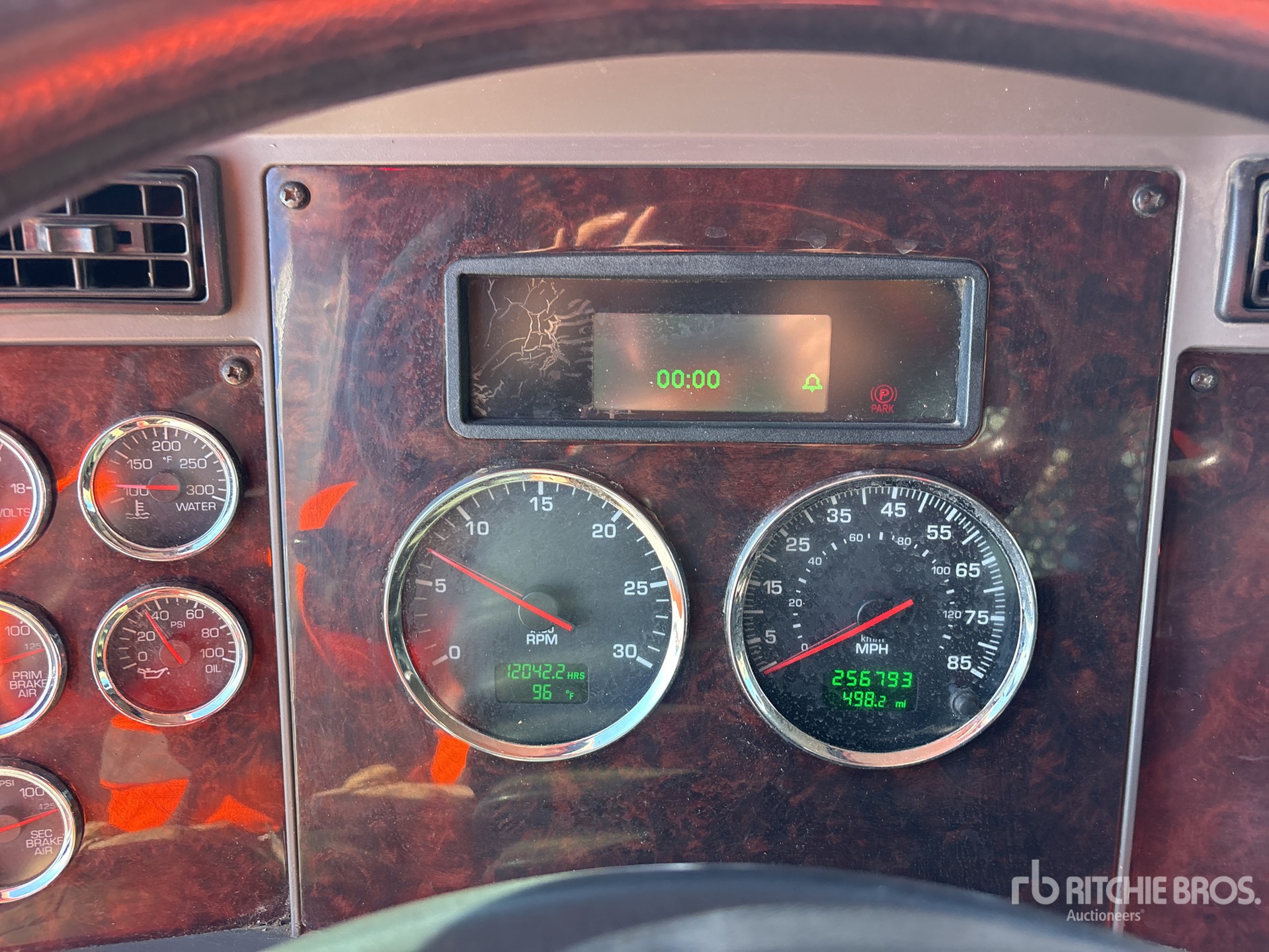 2015 Kenworth T270