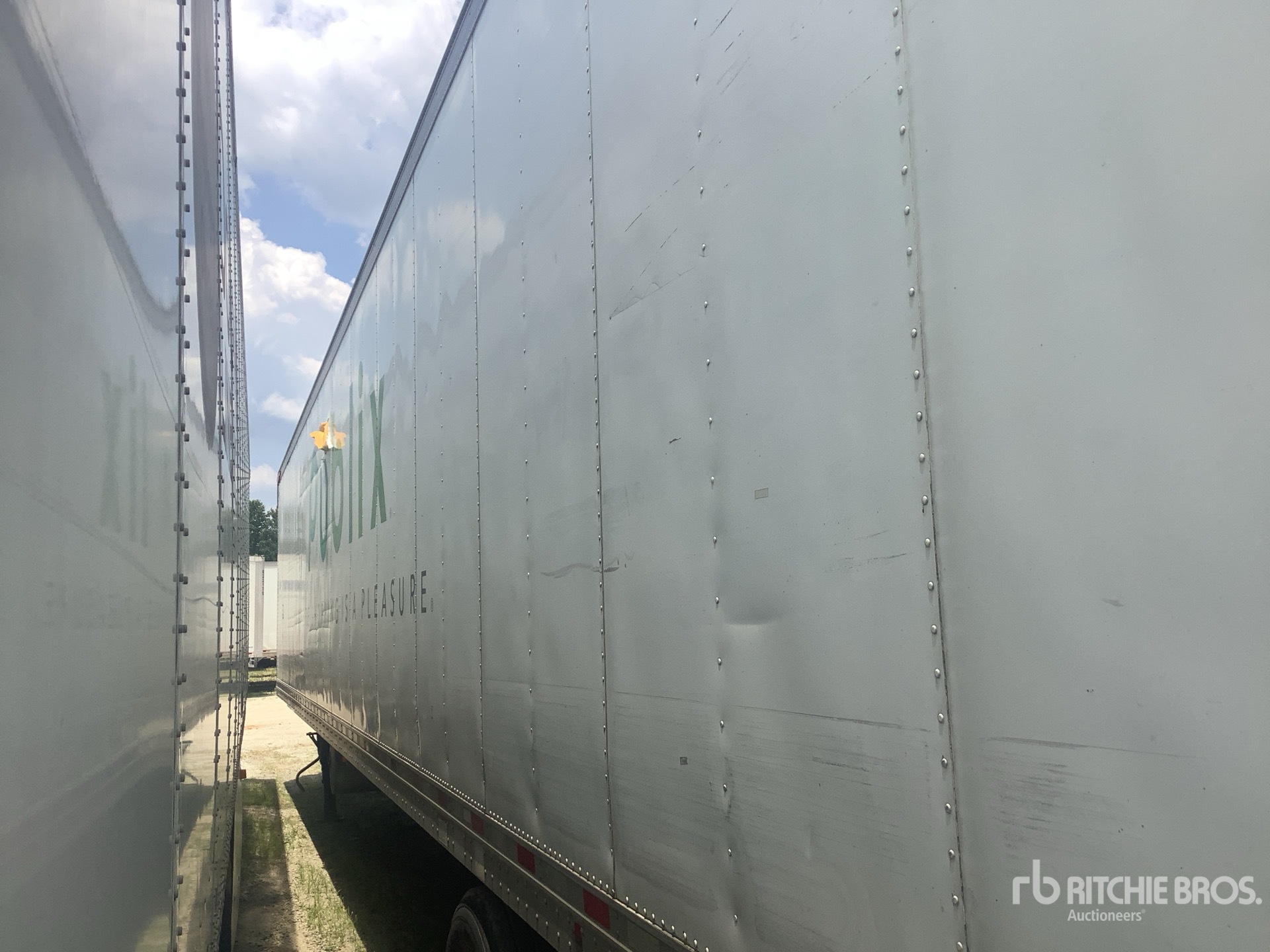 2012 Great Dane CLR-1114-32053