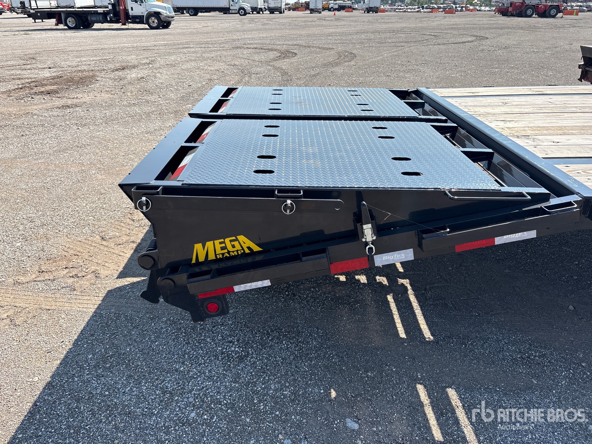2026 Big Tex 36 ft T/A Gooseneck