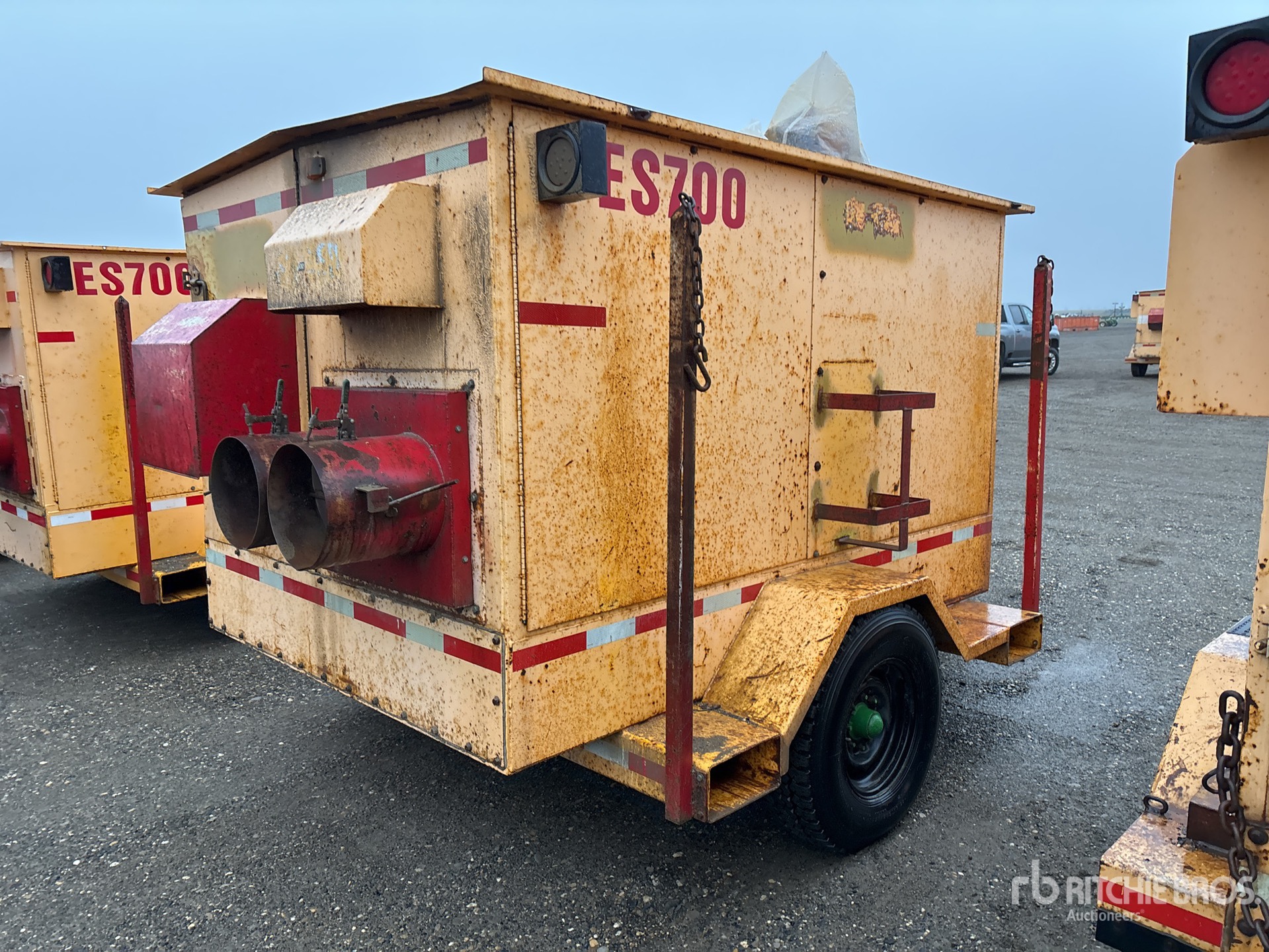General Appearance with Picture, Right Rear Corner