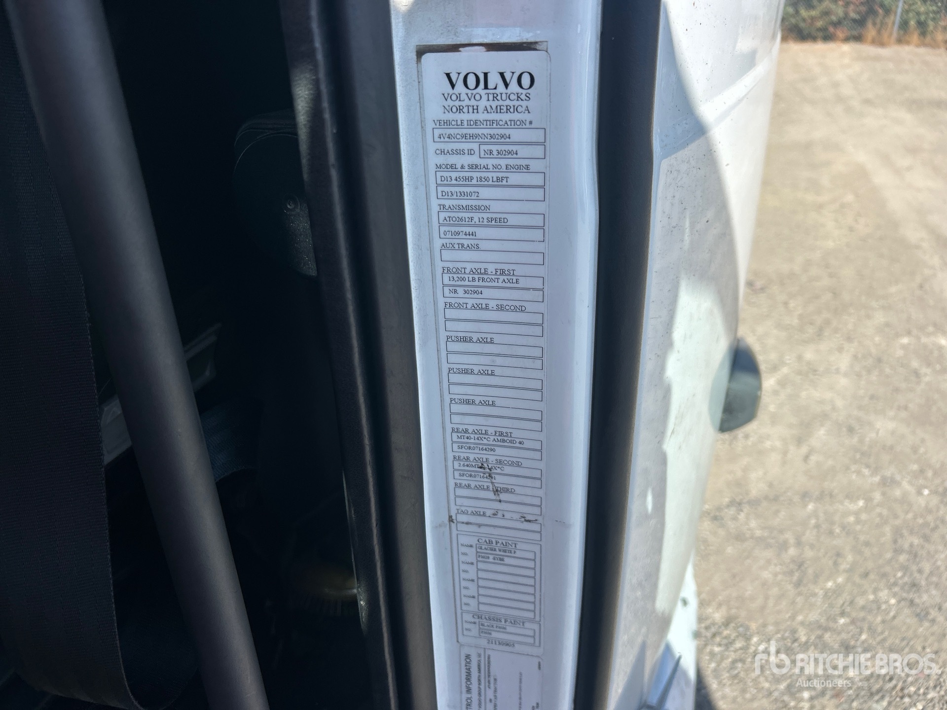 2022 Volvo VNL