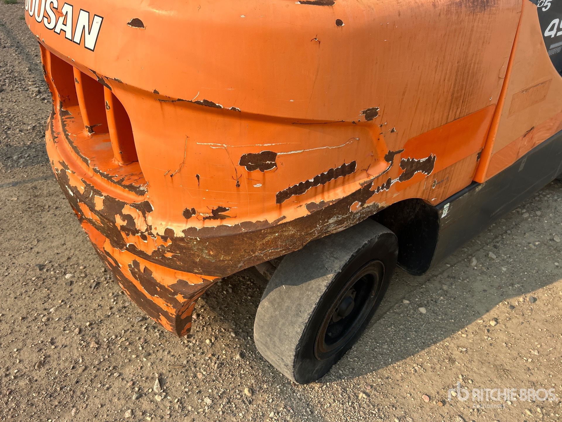 2011 Doosan D45S-5