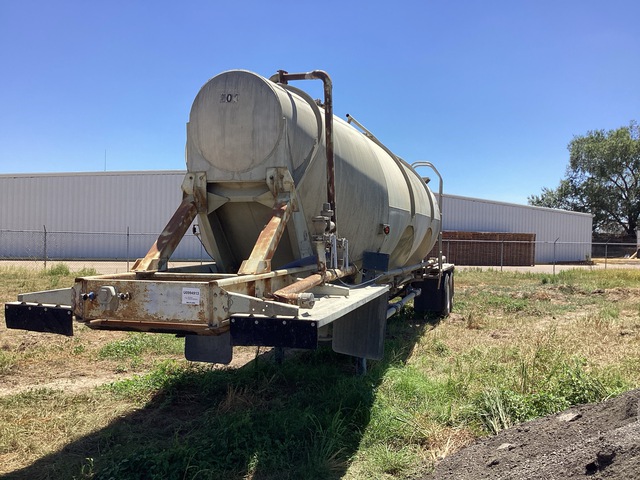 1983 Heil T/A Pneumatic Bulk Trailer