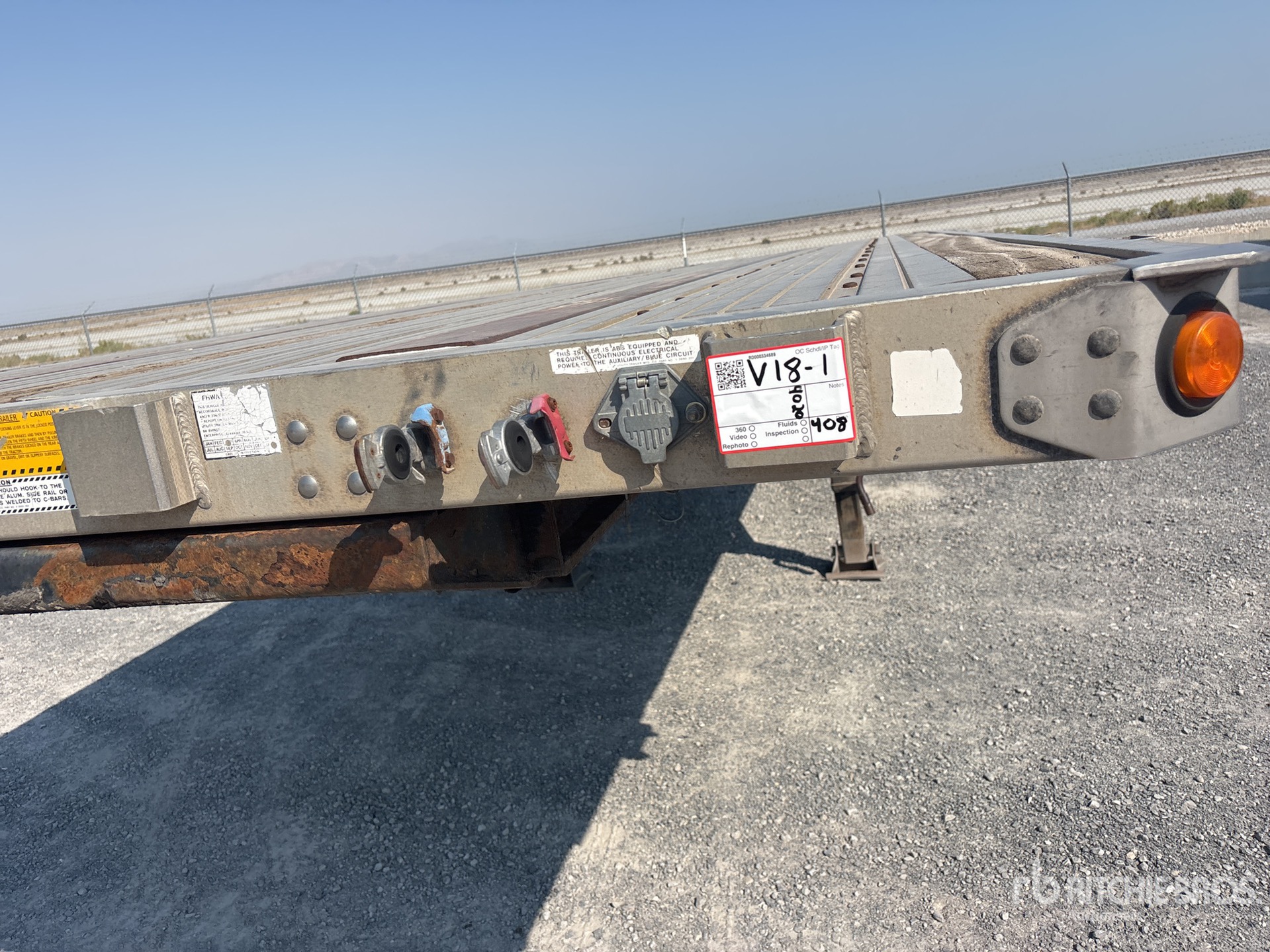 2008 Utility 48 ft T/A Spread Axle