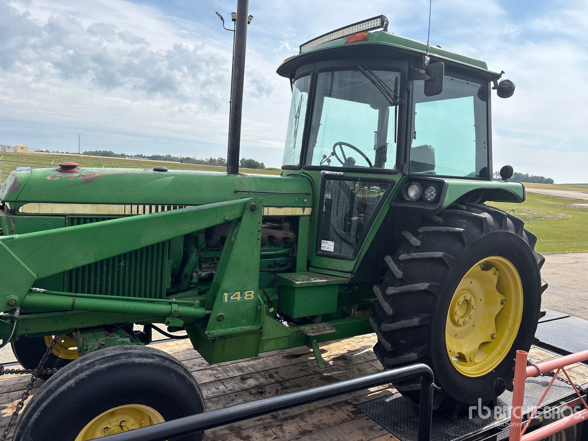 1981 John Deere 3140