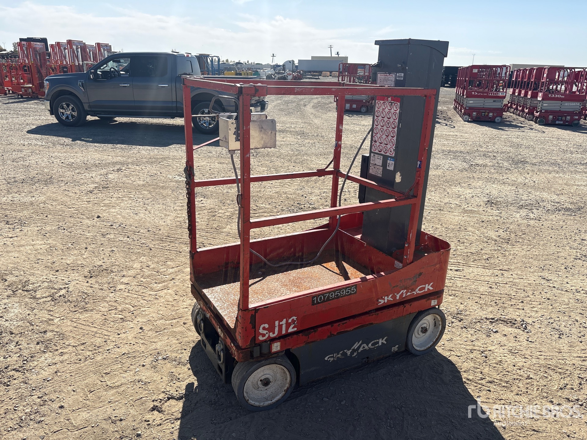 2018 Skyjack SJ12
