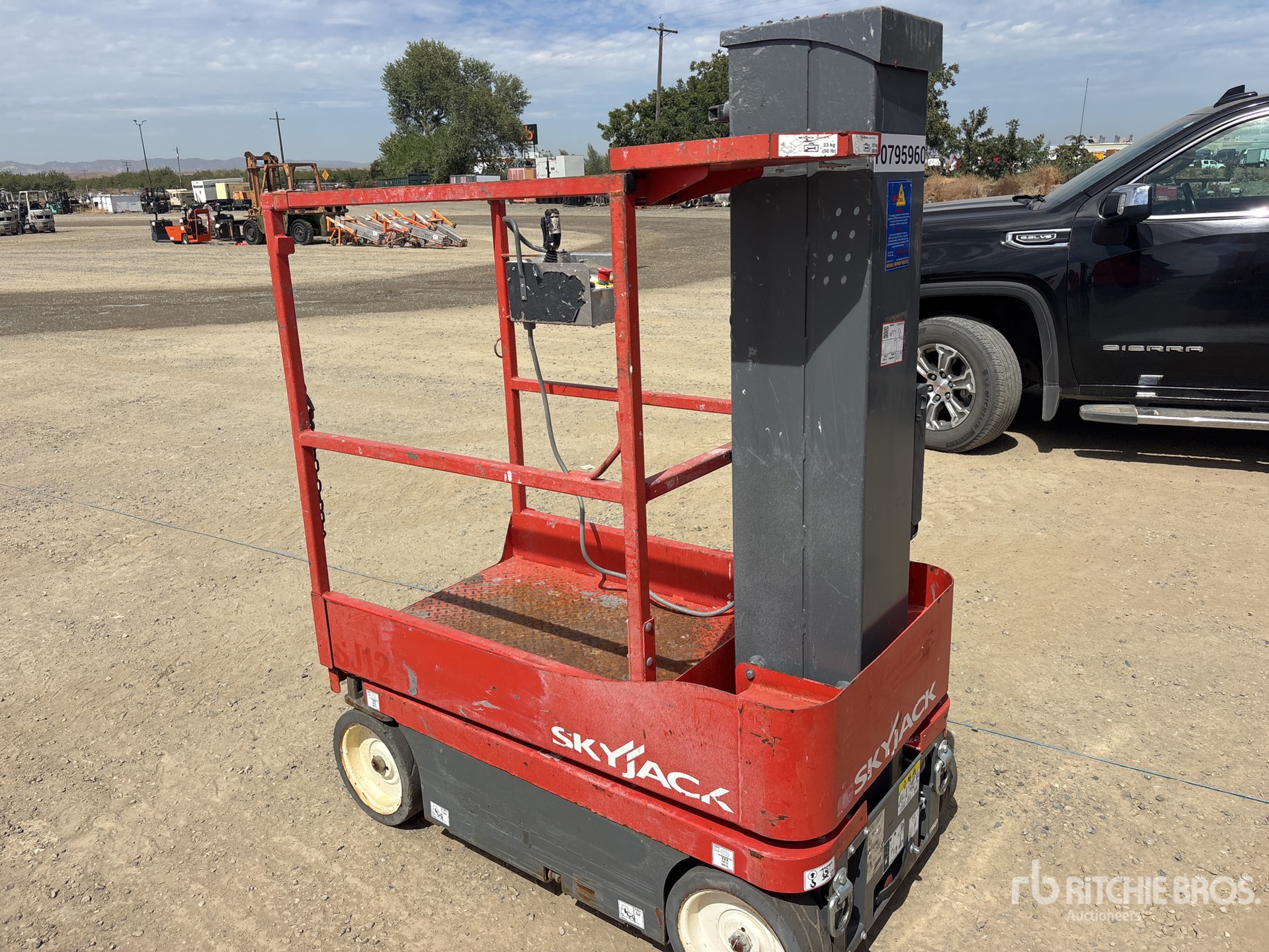 2018 Skyjack SJ12