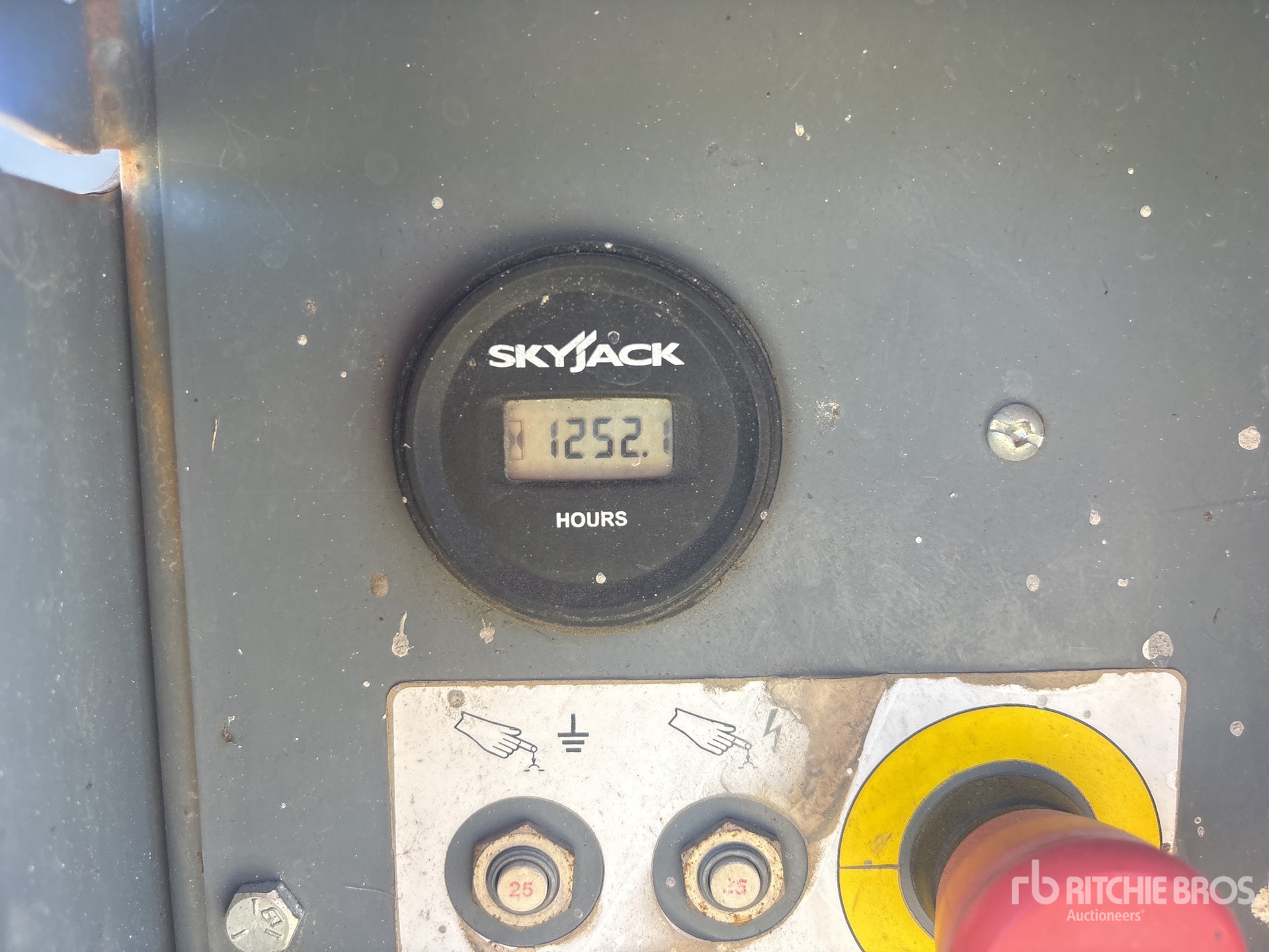 2018 Skyjack SJ8841RT