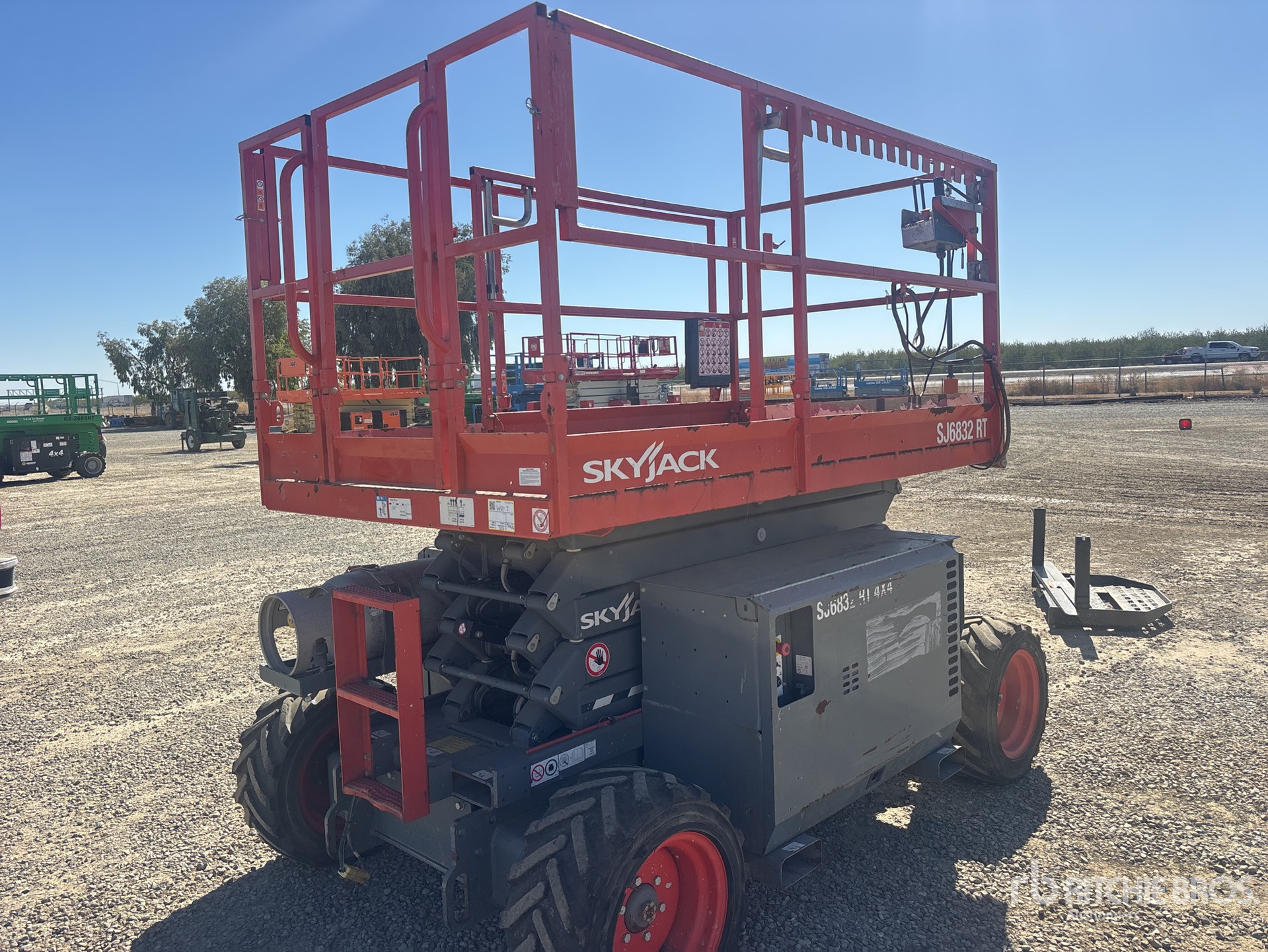2018 Skyjack SJ8841RT