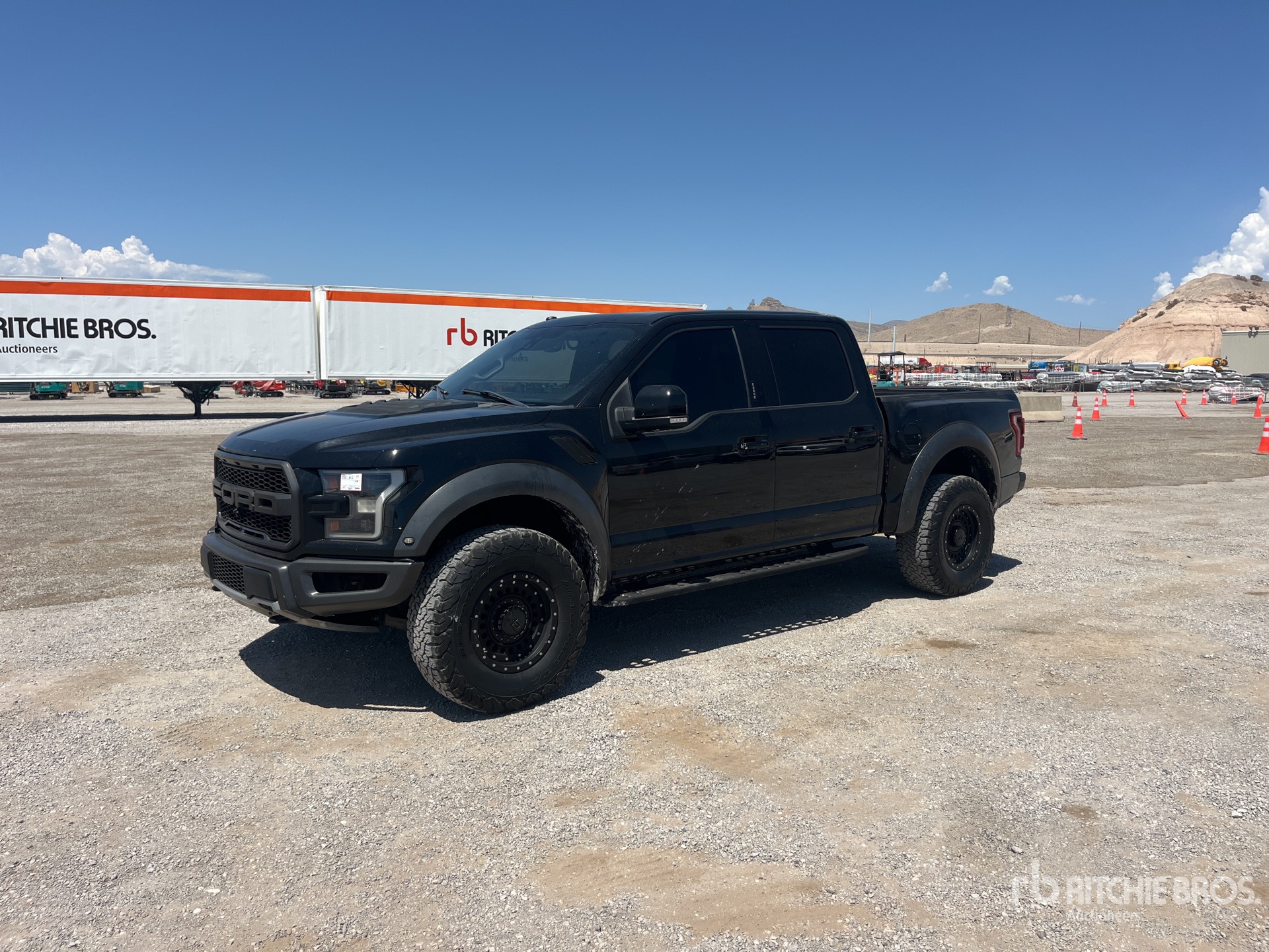 General Appearance with Featured Photo