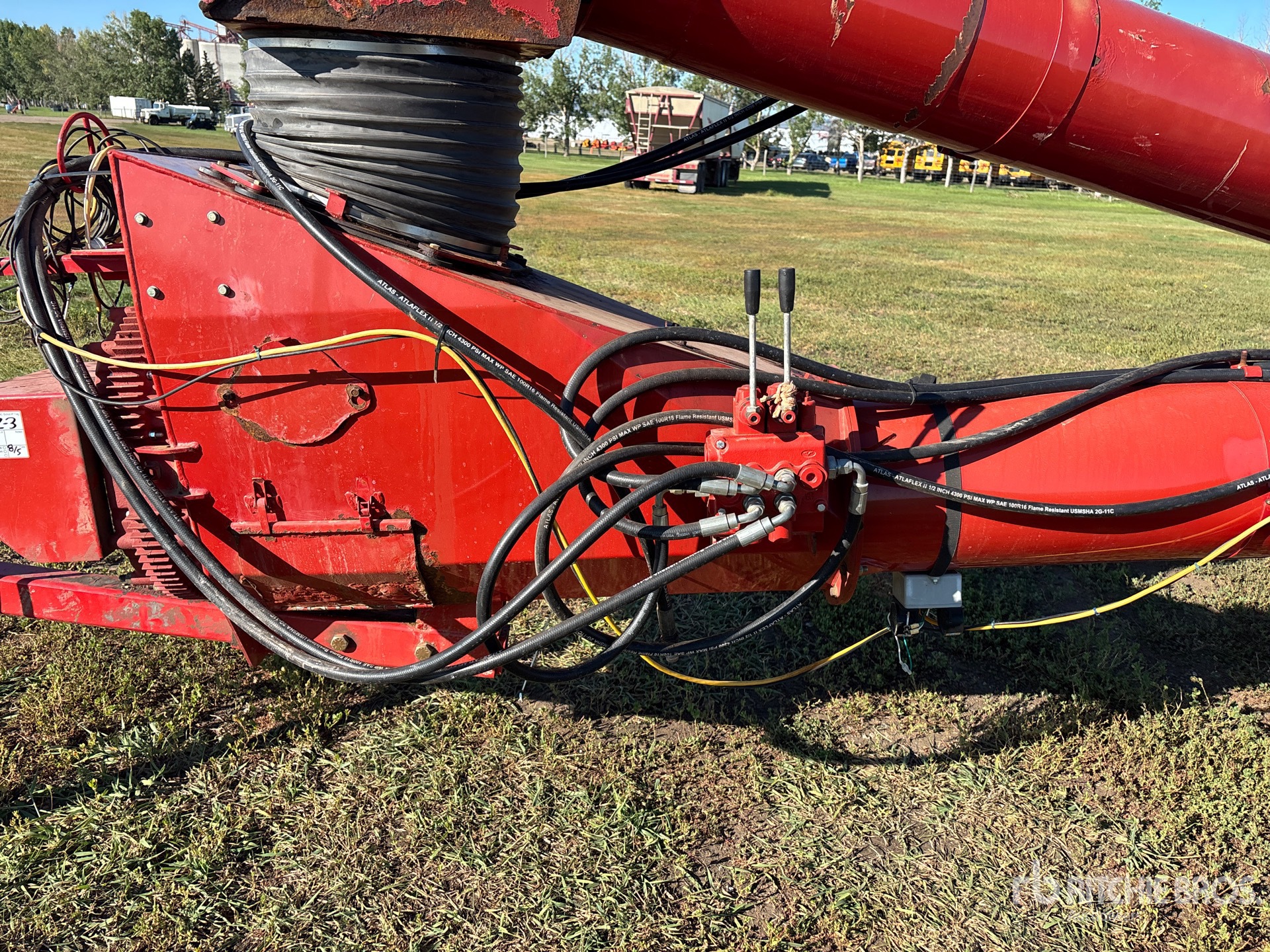 Farm King 1385